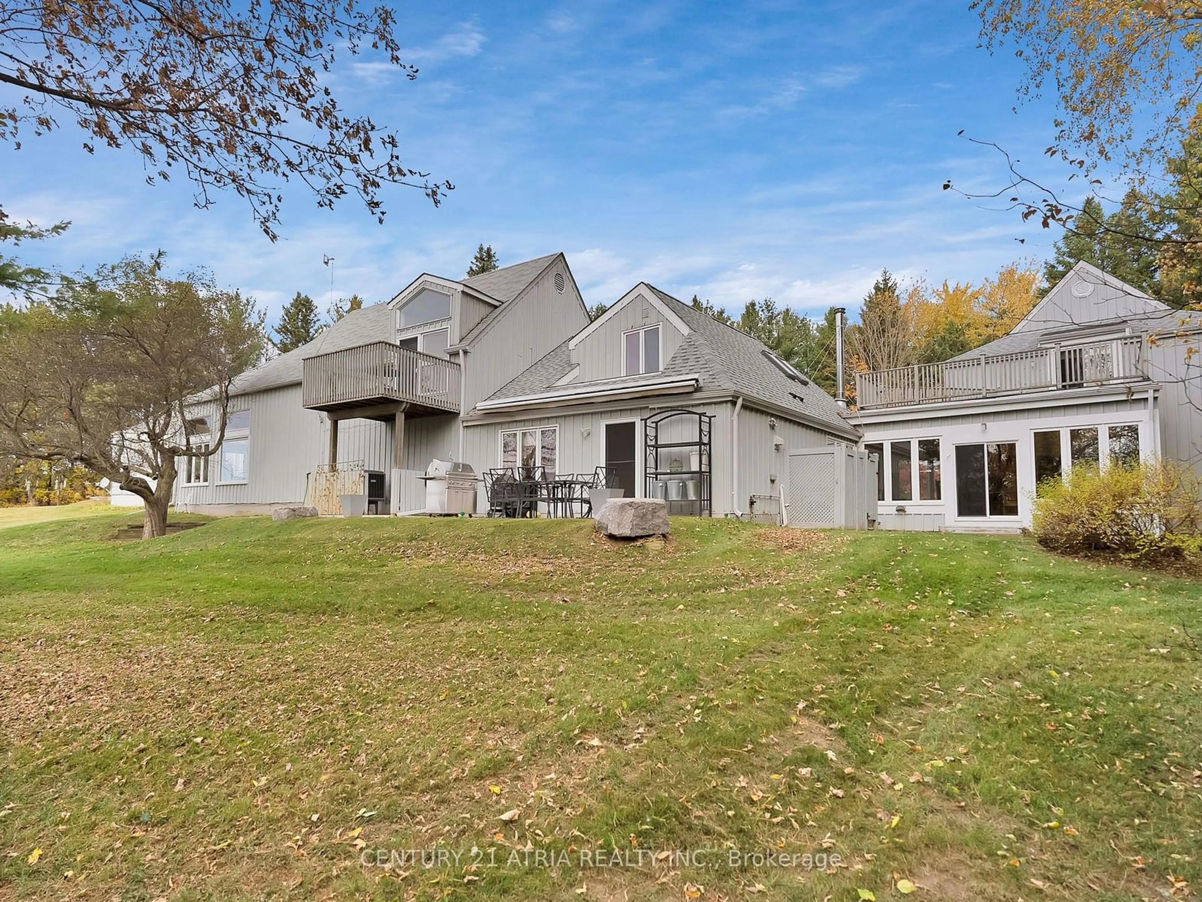 Frontside or backside of a home, the fenced backyard for 14210 7th Concession Rd, King Ontario L7B 1K4