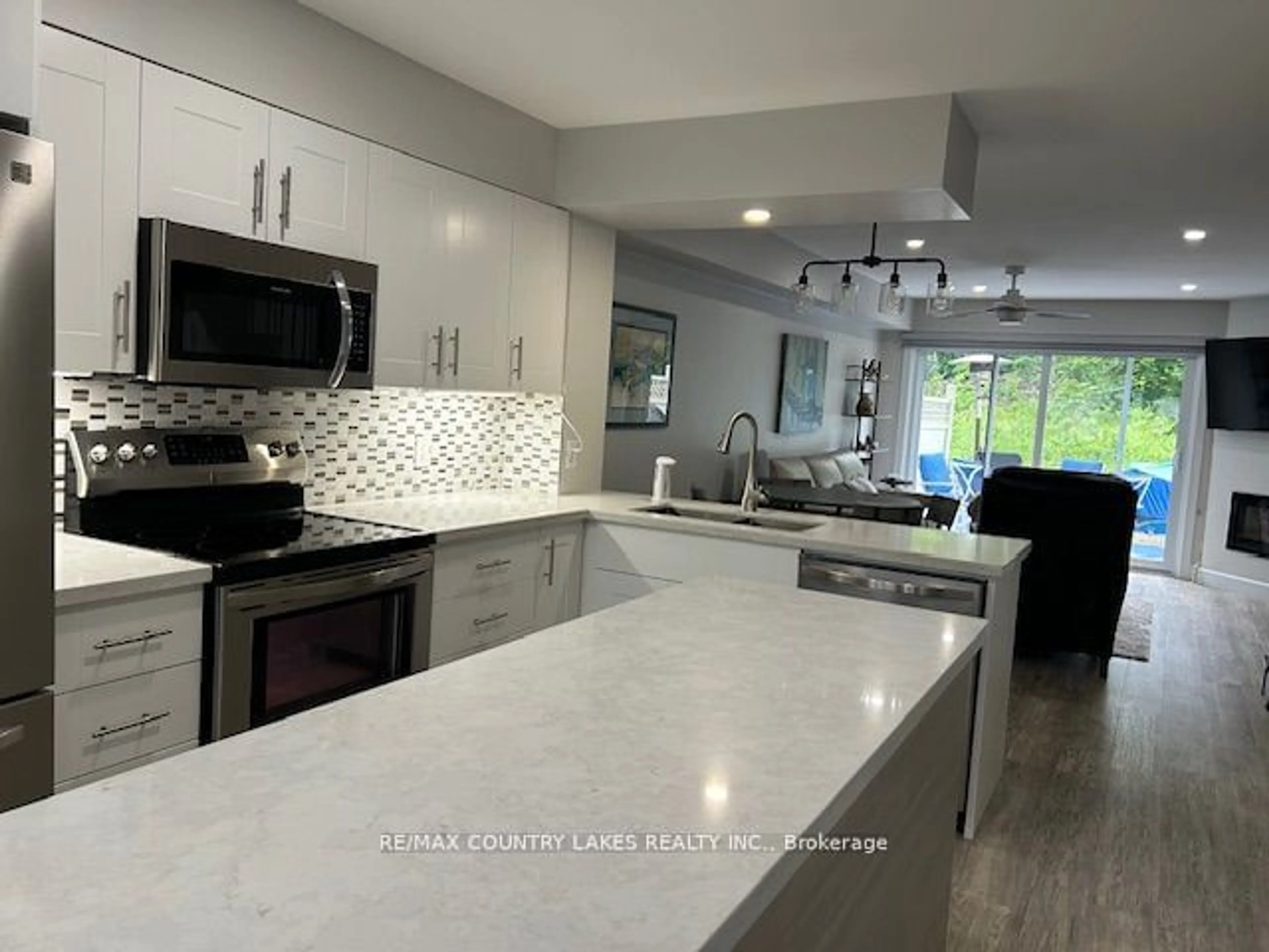 Open concept kitchen for 11 Laguna Pkwy #43, Ramara Ontario L0K 1B0