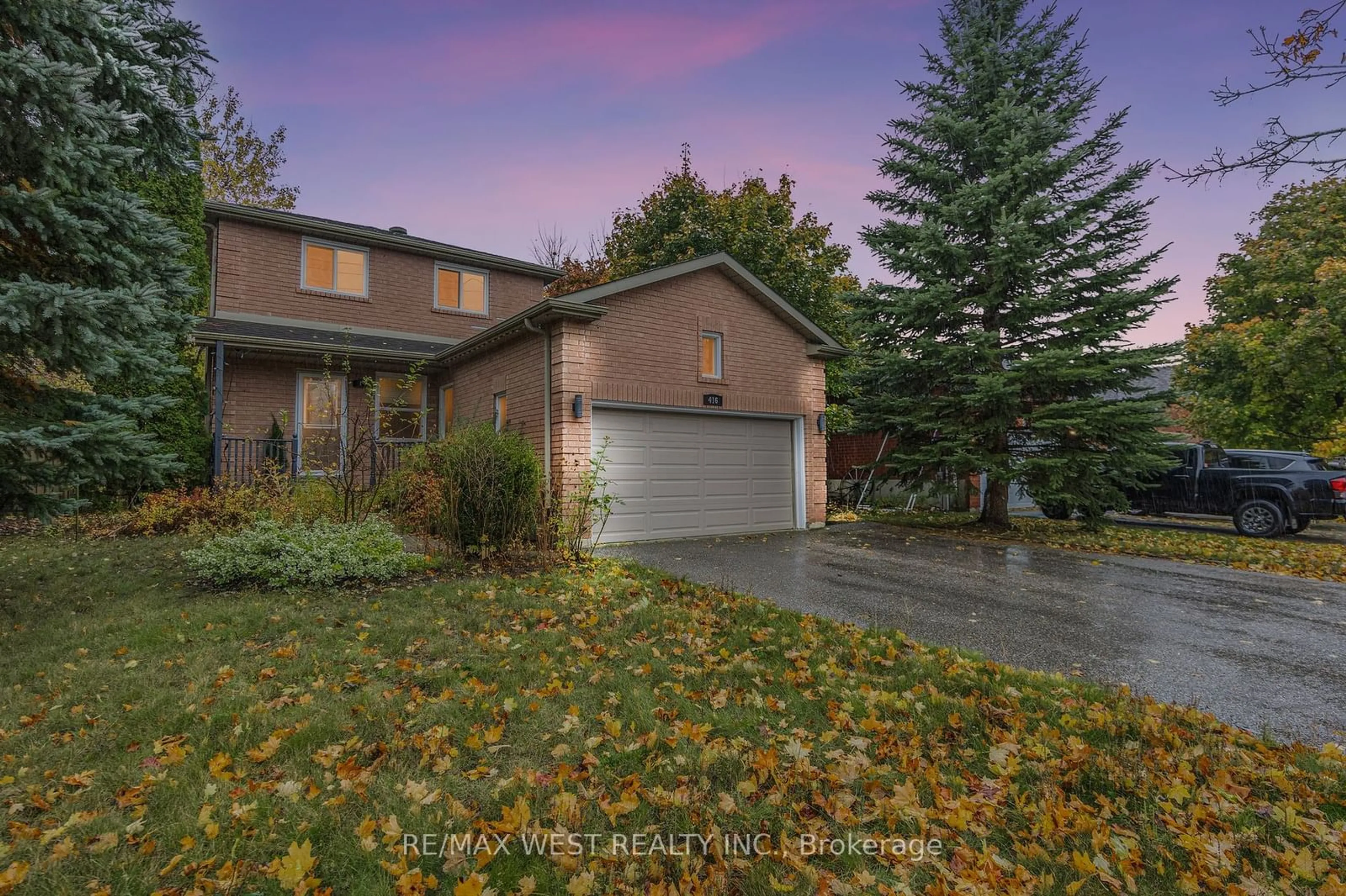 A pic from exterior of the house or condo, the street view for 416 Sunnidale Rd, Barrie Ontario L4N 7A8