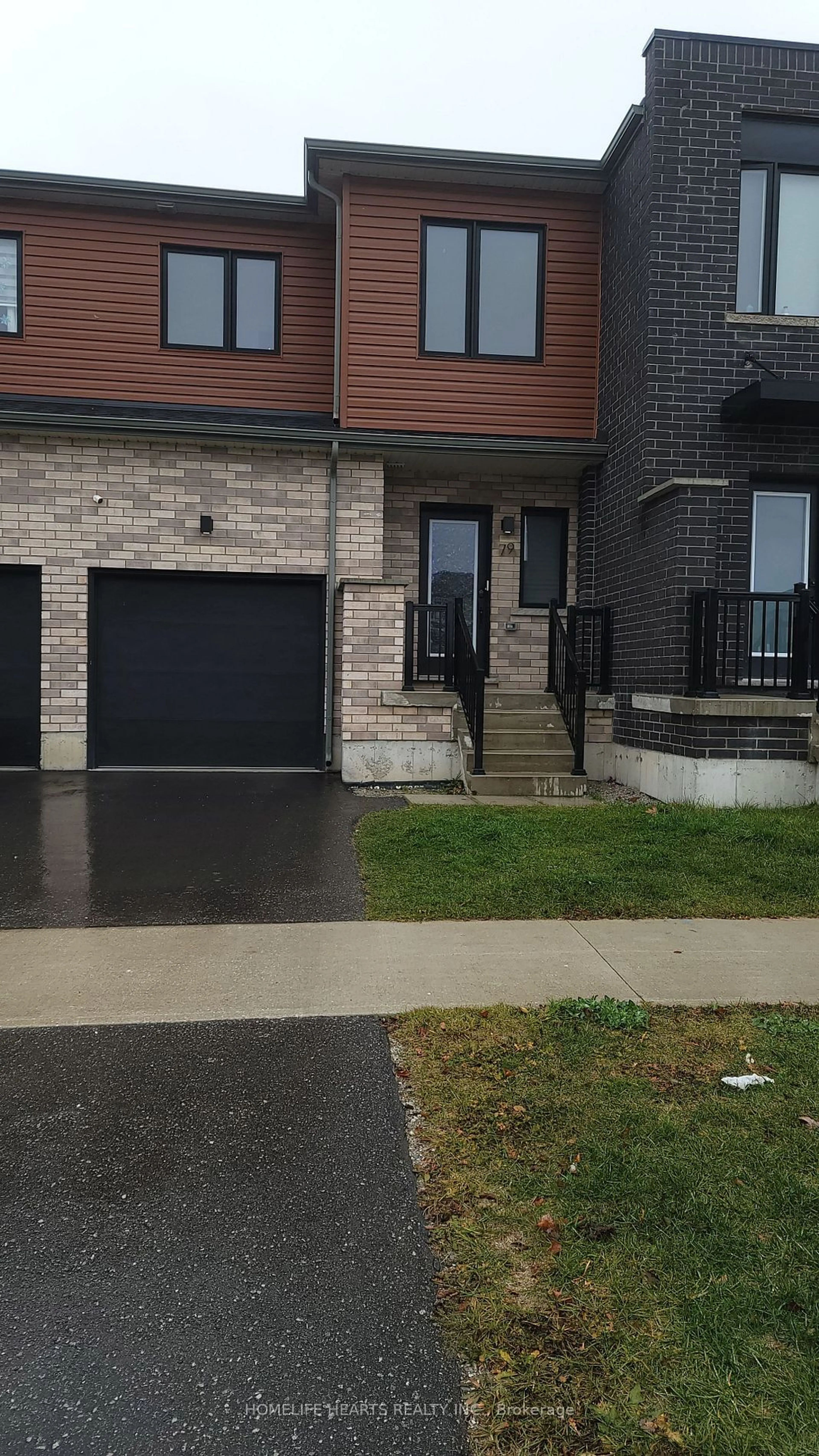 A pic from exterior of the house or condo, the street view for 79 Gateland Dr, Barrie Ontario L4N 6K7