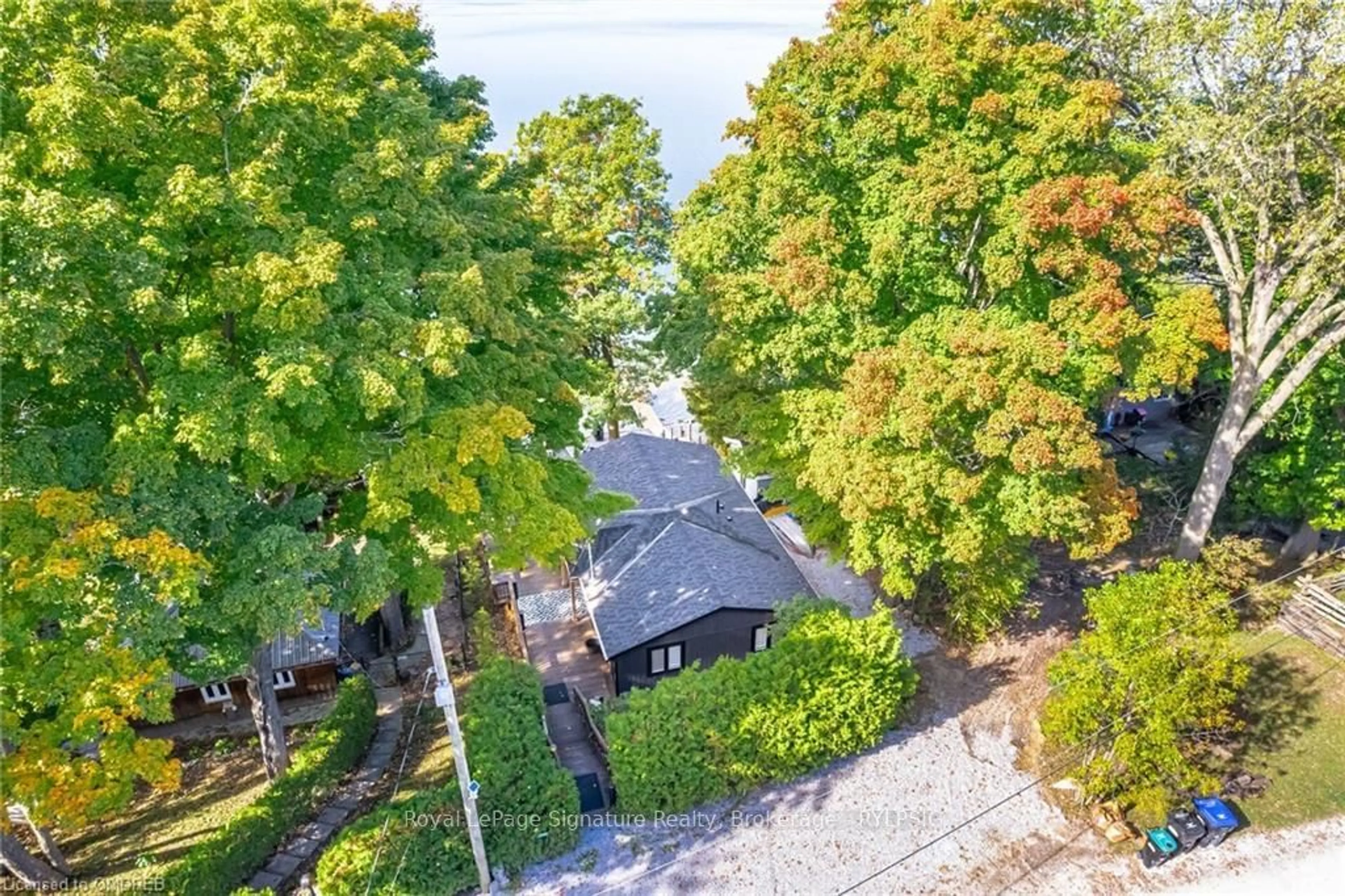 A pic from exterior of the house or condo, the street view for 1294 BLACK BEACH Lane, Ramara Ontario L0K 1B0