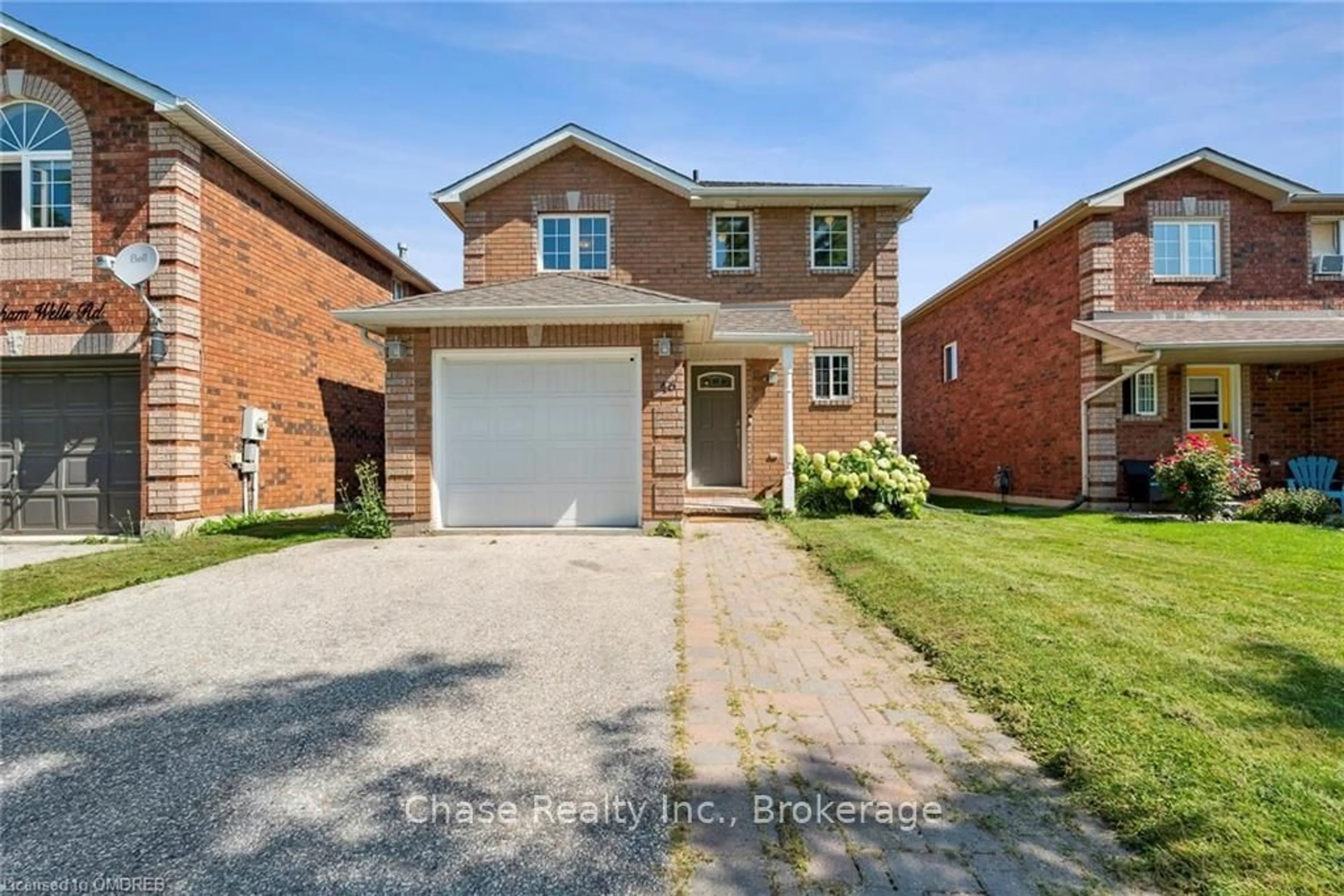 Home with brick exterior material for 46 SYDENHAM WELLS, Barrie Ontario L4M 6R4