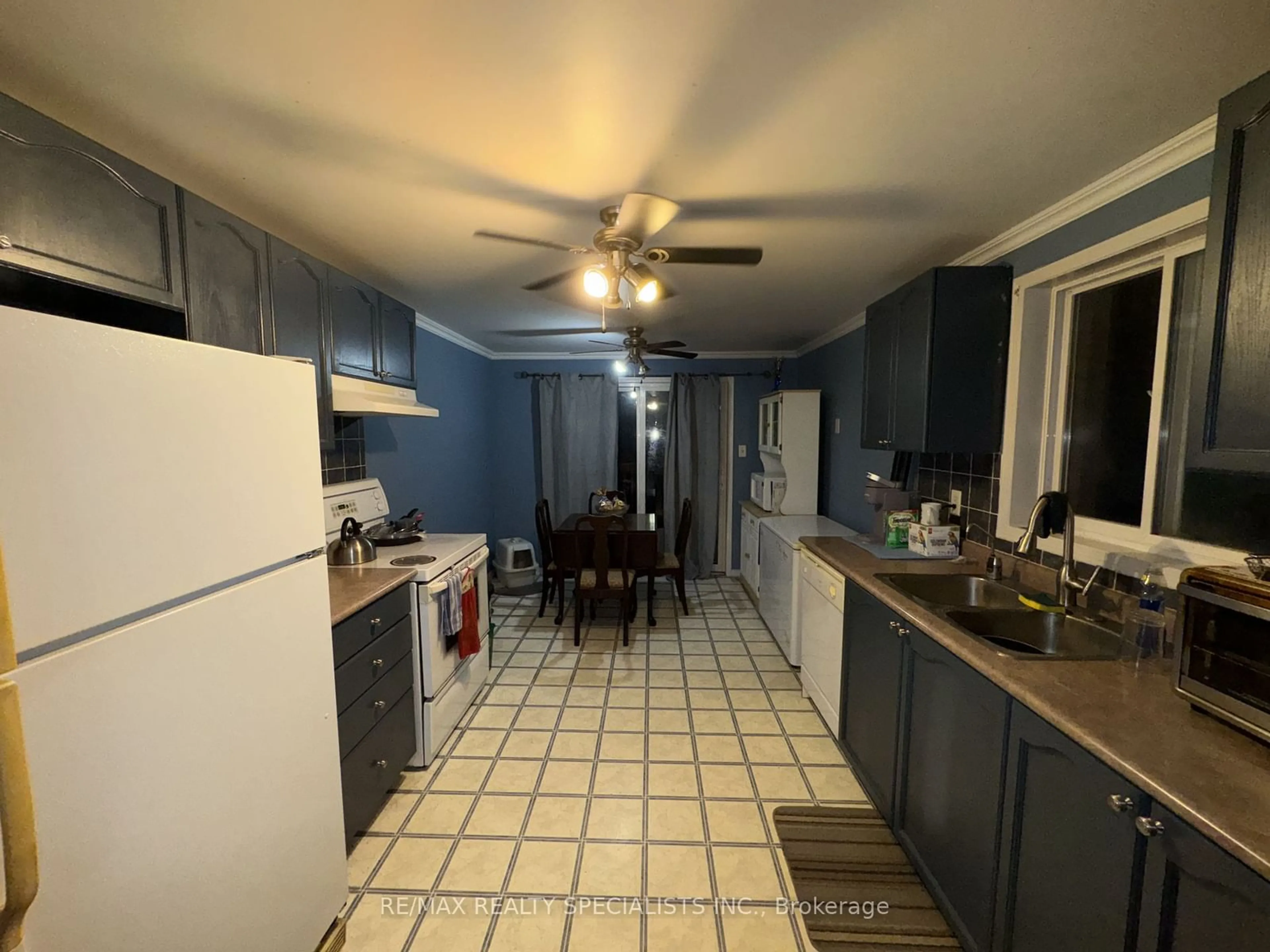 Kitchen, not visible floor, cottage for 60 Ambler Bay, Barrie Ontario L4M 7A6