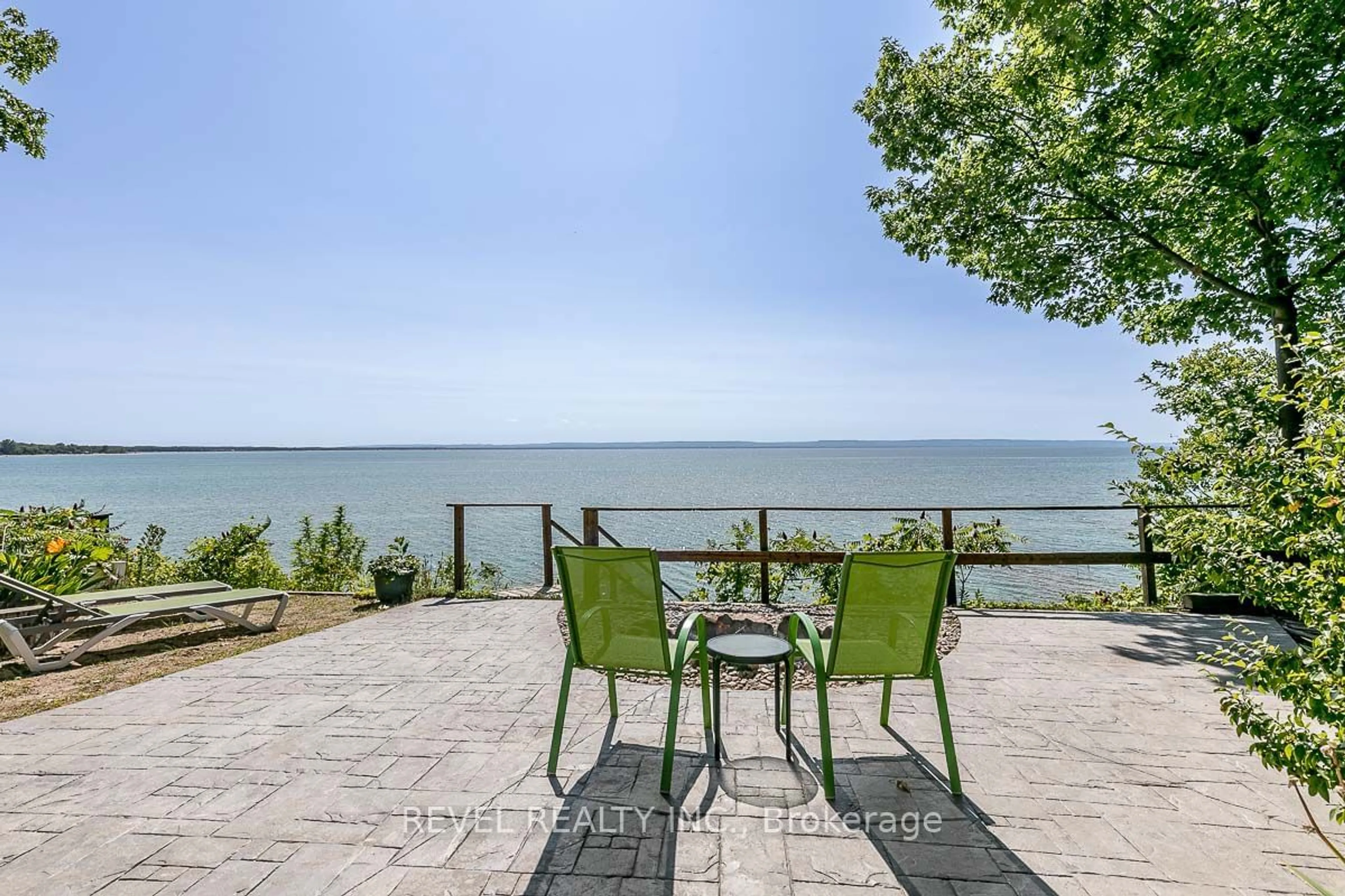 Patio, lake for 8 Willow Dr, Tiny Ontario L9M 1P1