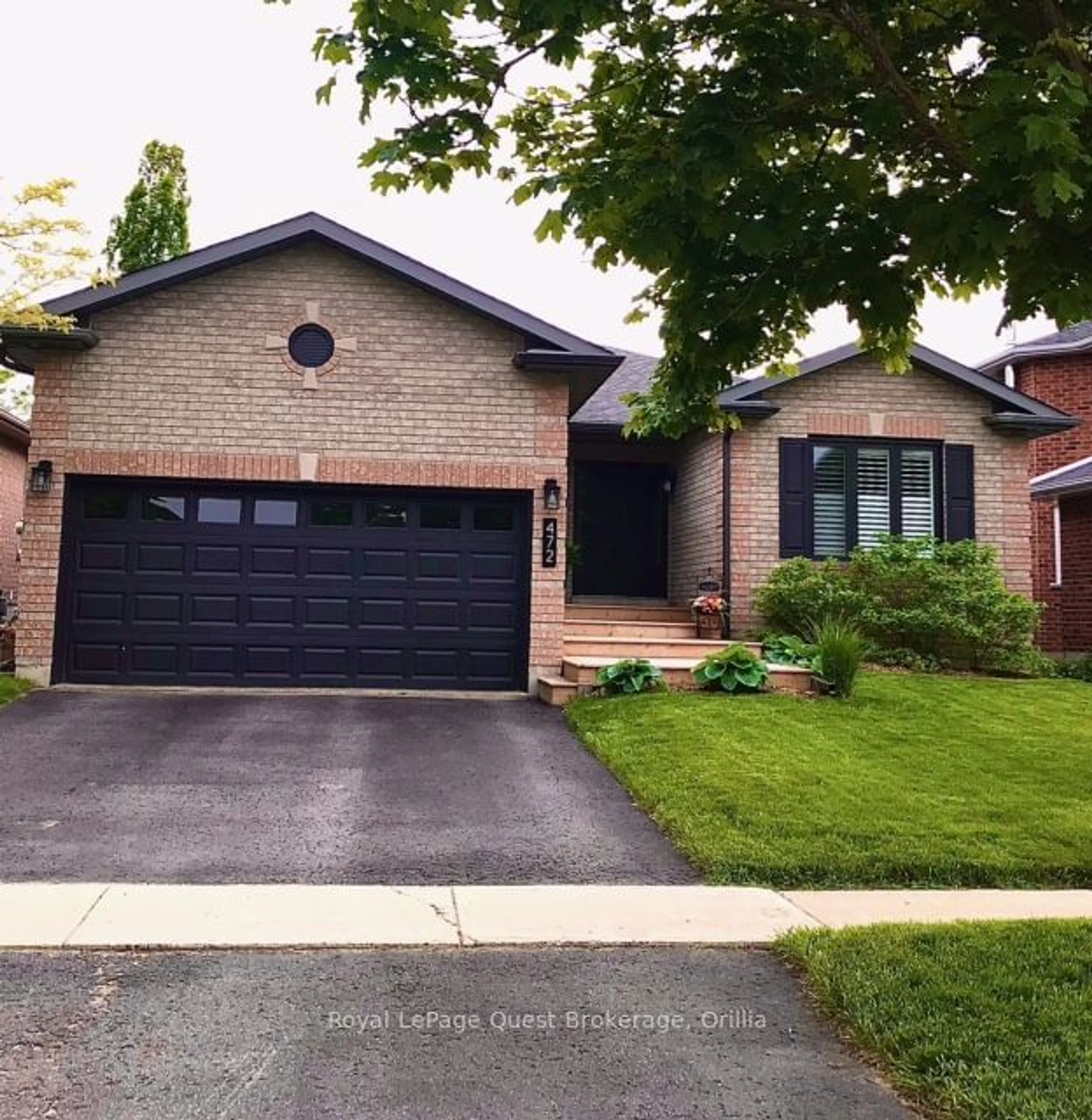 Home with brick exterior material for 472 Ferndale Dr, Barrie Ontario L4N 7X6