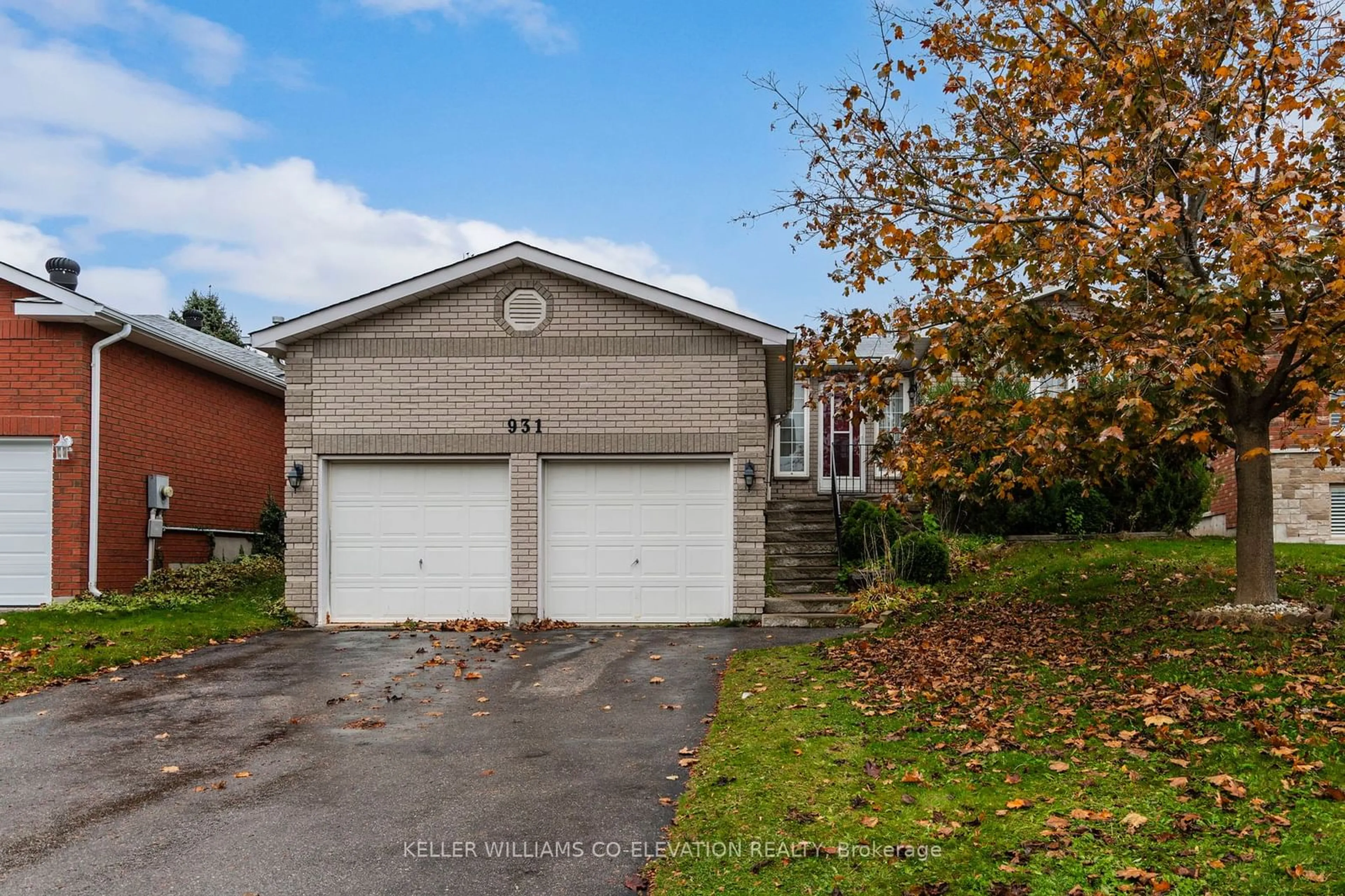 Frontside or backside of a home, cottage for 931 Montreal St, Midland Ontario L4R 1H1