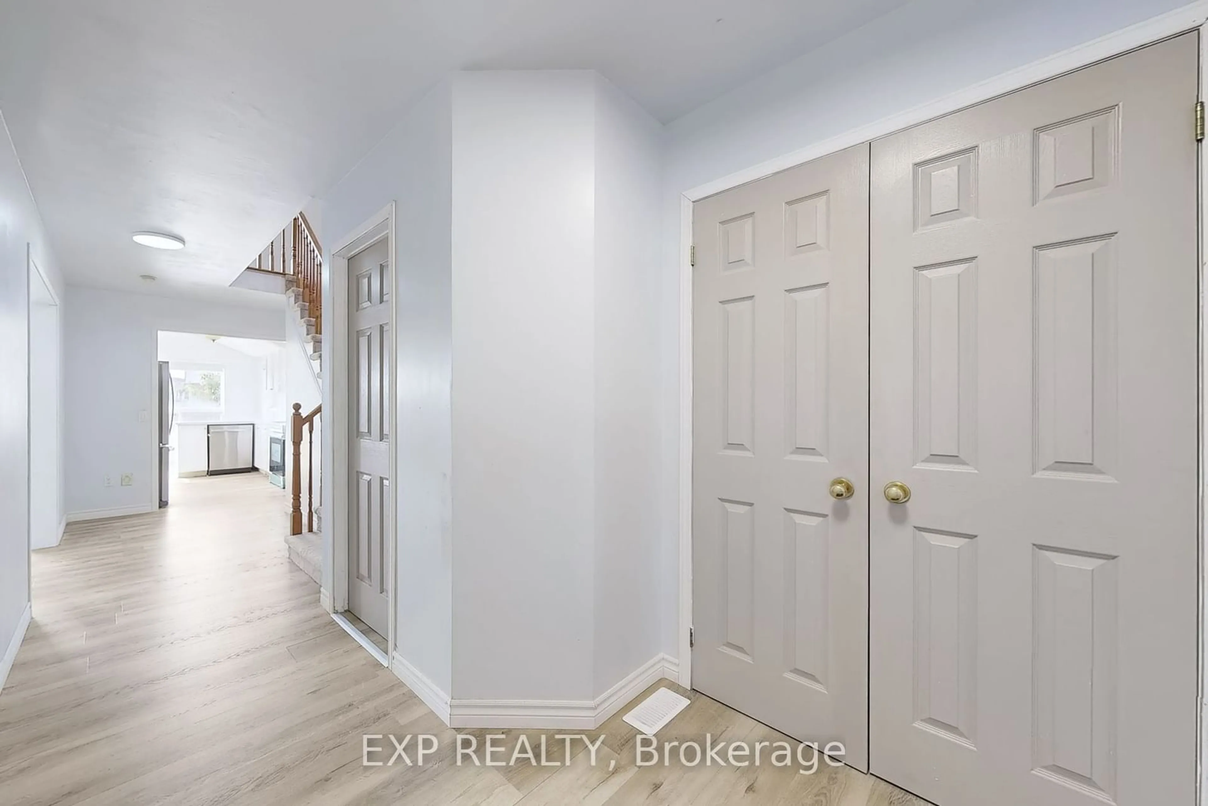 Indoor entryway, not visible floor for 99 Julia Cres, Orillia Ontario L3V 7X3