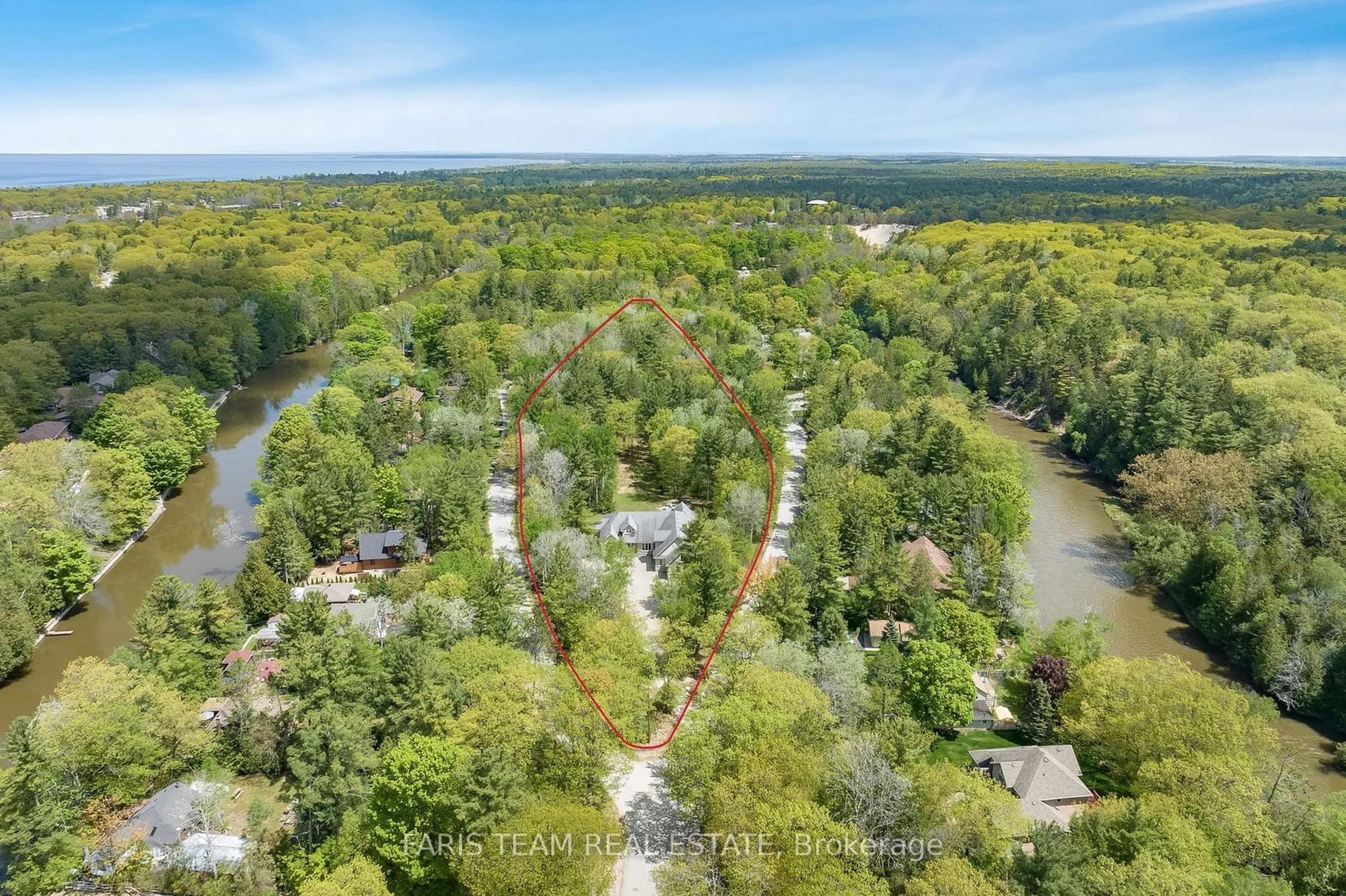 A pic from exterior of the house or condo, the view of lake or river for 138 Knox Rd, Wasaga Beach Ontario L9Z 2T5