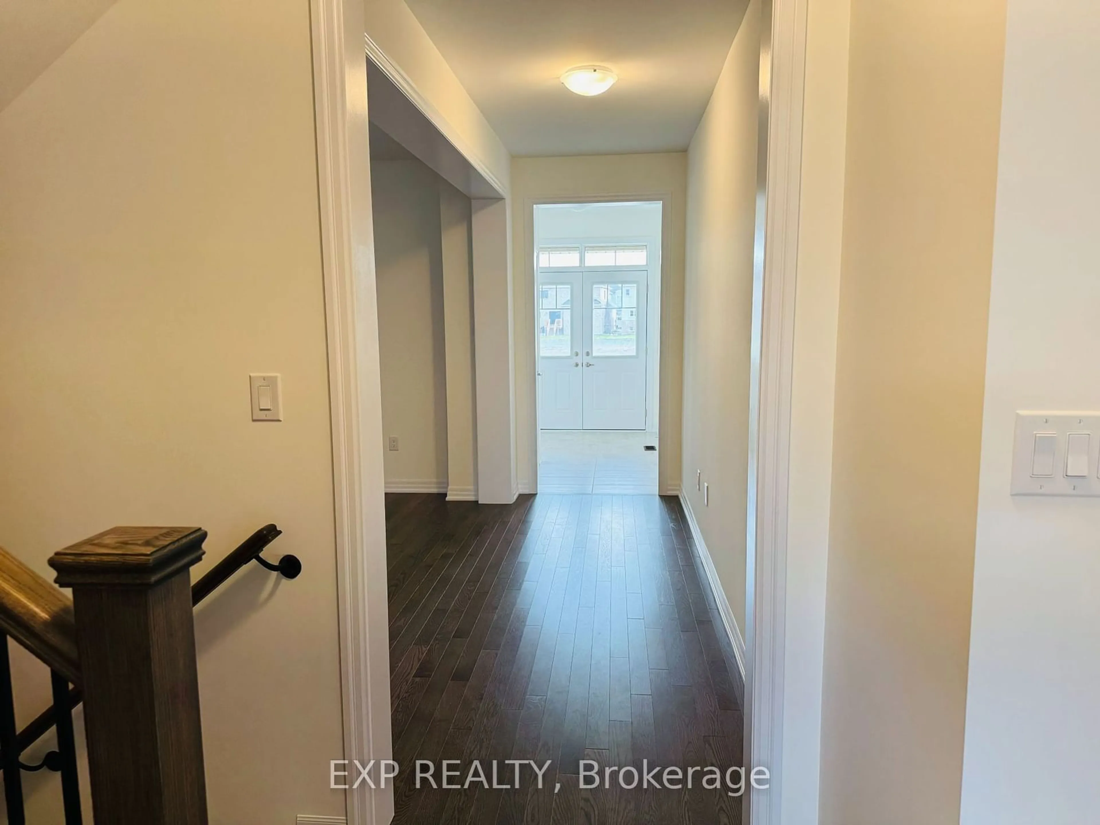 Indoor entryway, wood floors for 301 Quebec St, Clearview Ontario L0M 1S0