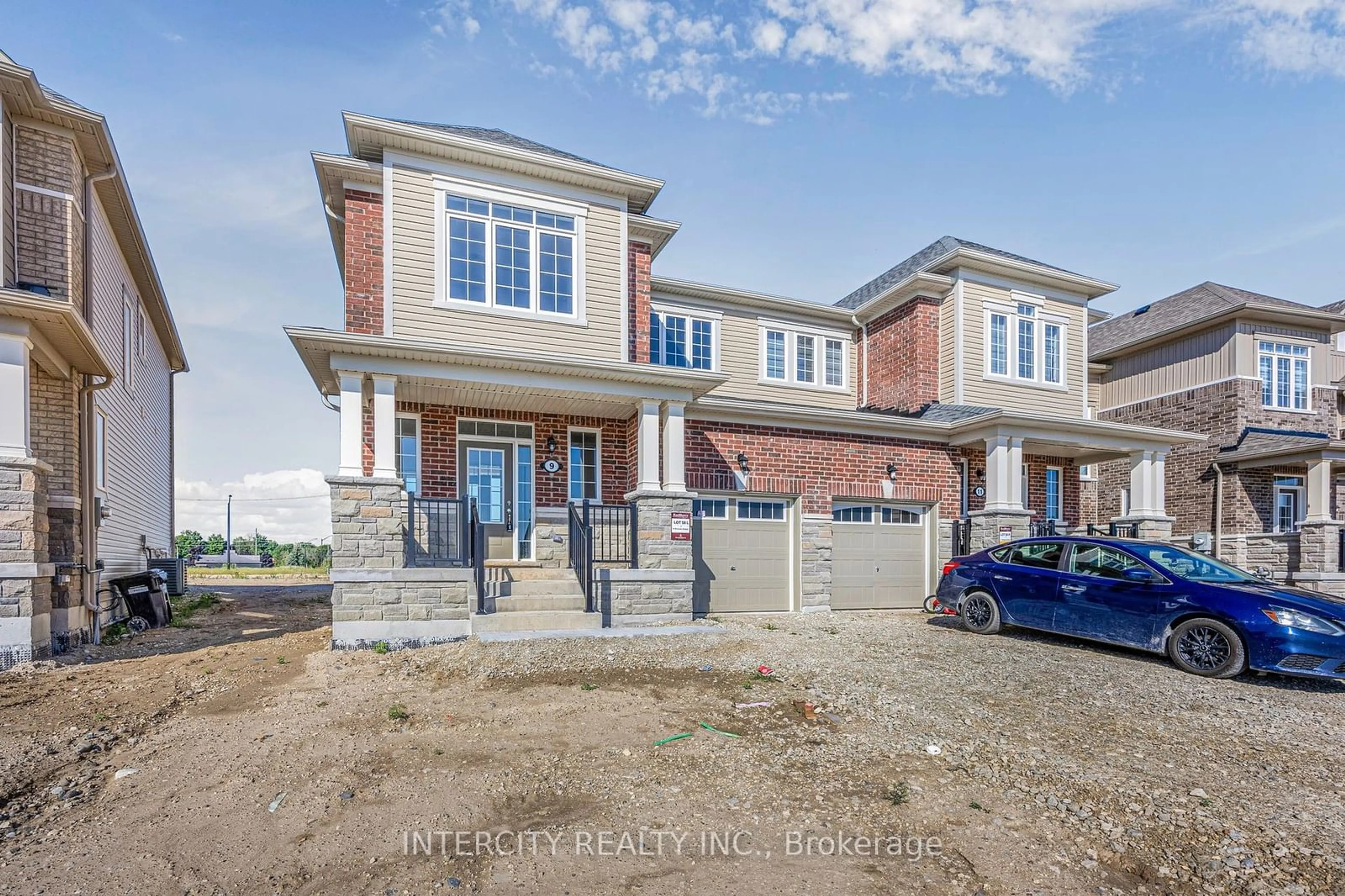 Home with brick exterior material for 9 Mission St, Wasaga Beach Ontario L9Z 0L8