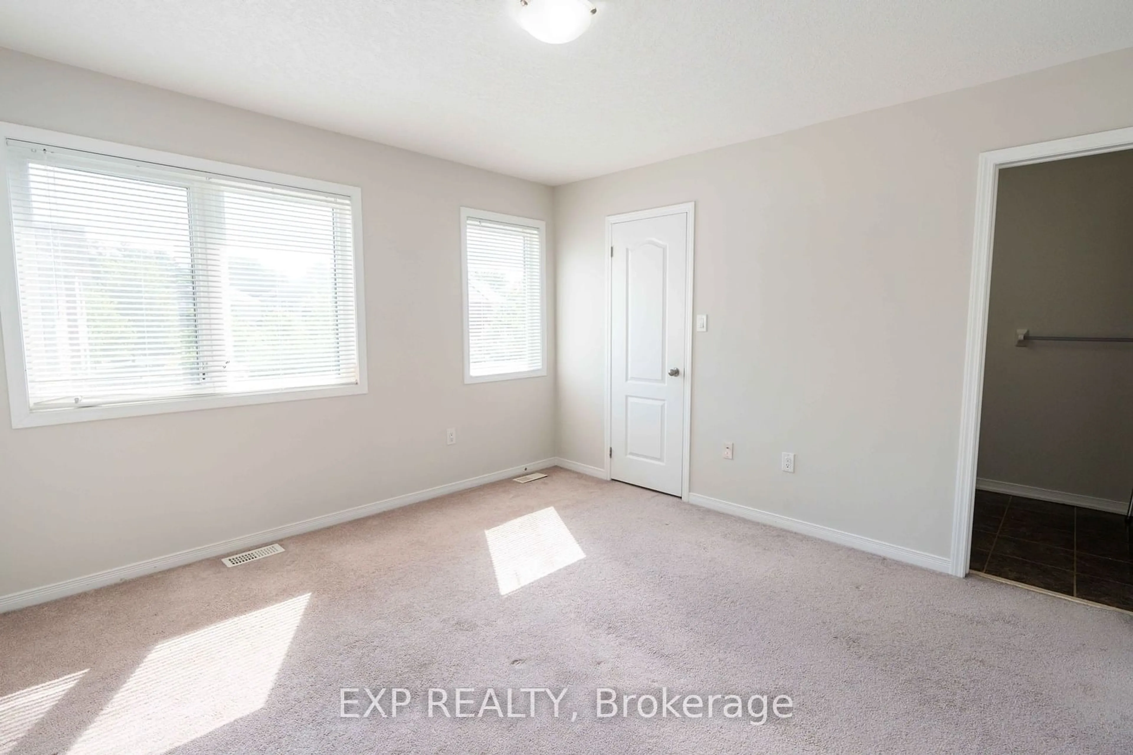 A pic of a room, not visible floor for 75 Prince William Way #39, Barrie Ontario L4N 7P5