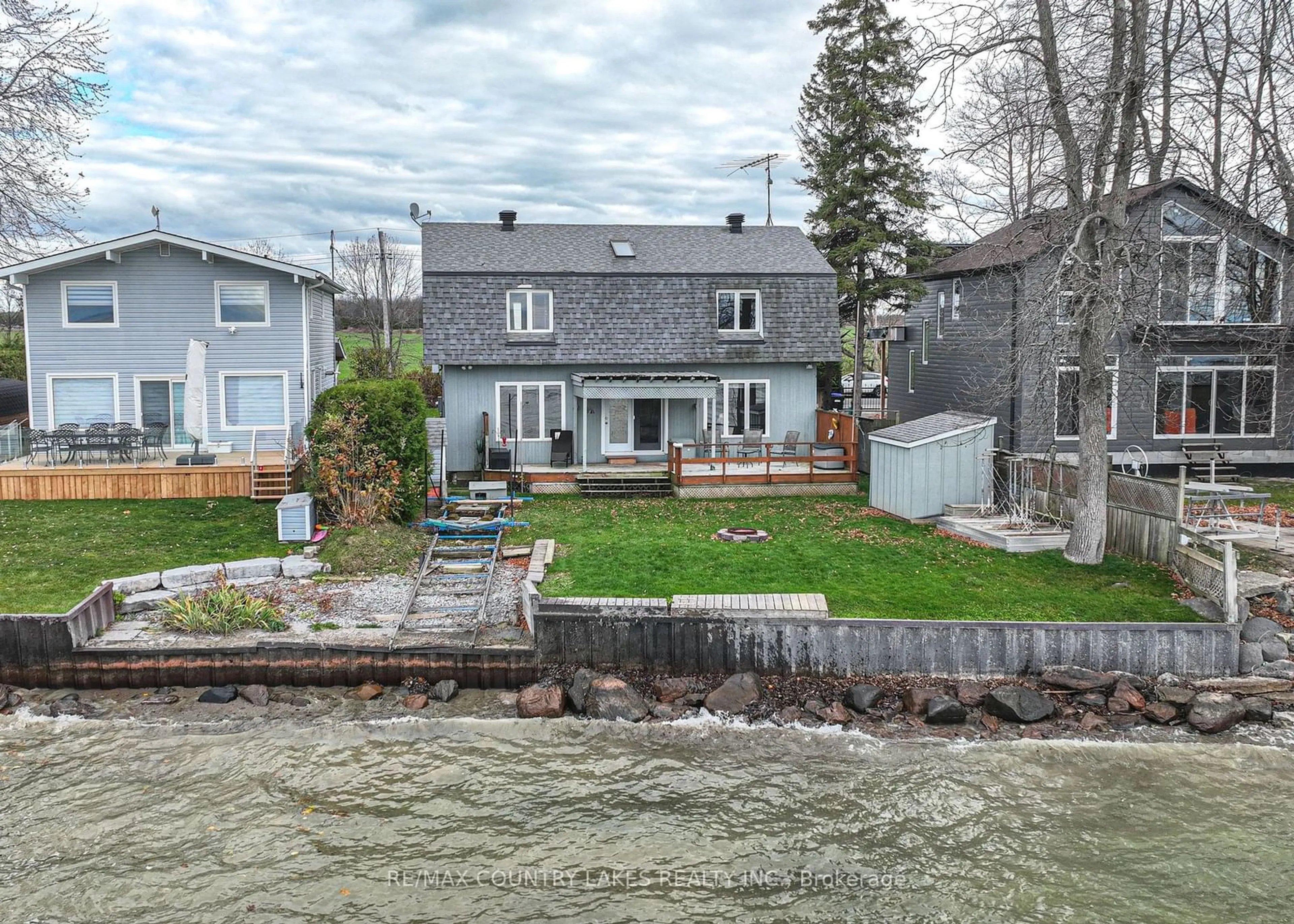 Frontside or backside of a home, cottage for 2102 Lakeshore Dr, Ramara Ontario L0K 1B0