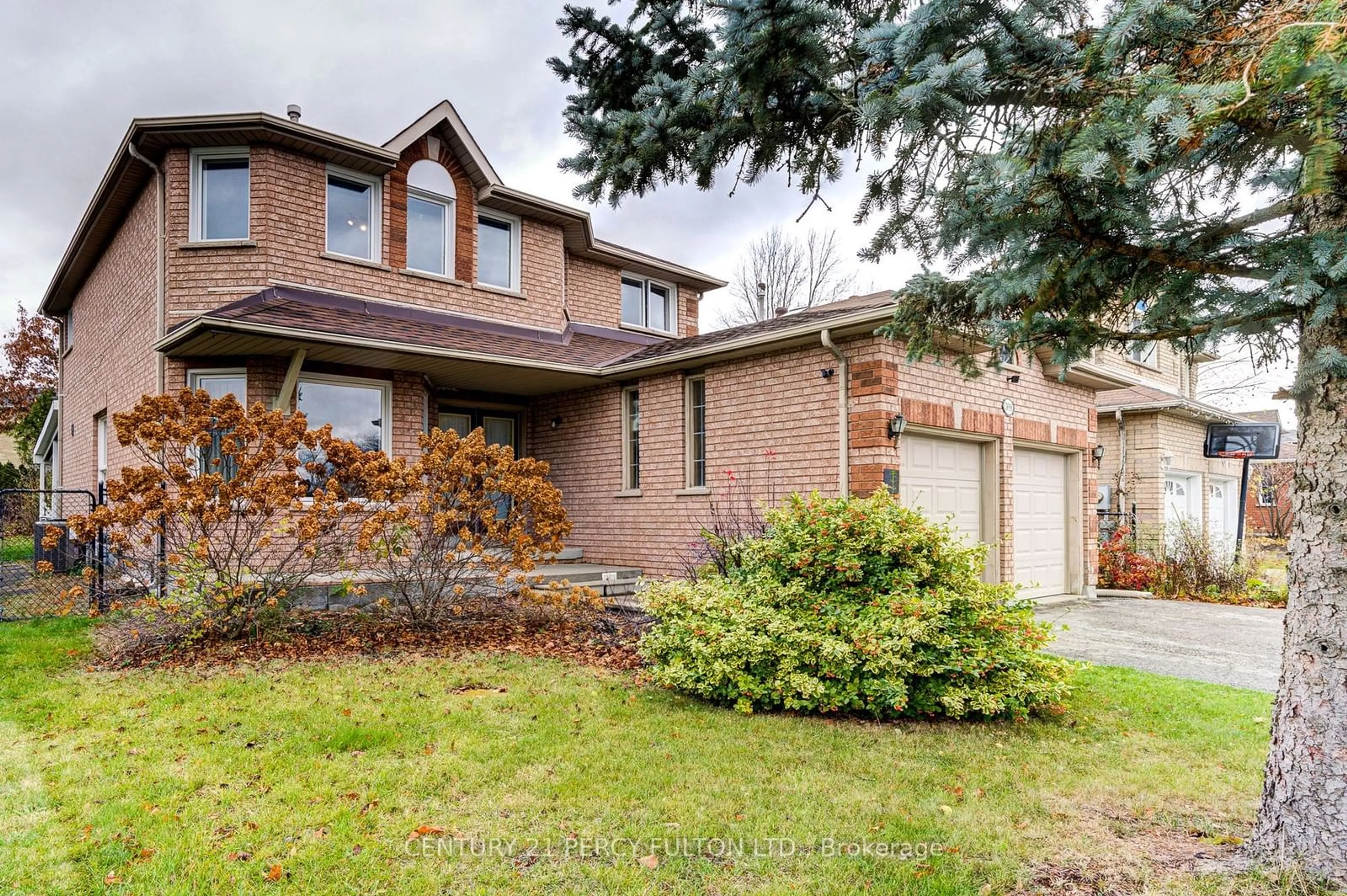 Home with brick exterior material for 398 Cundles Rd, Barrie Ontario L4N 7C7