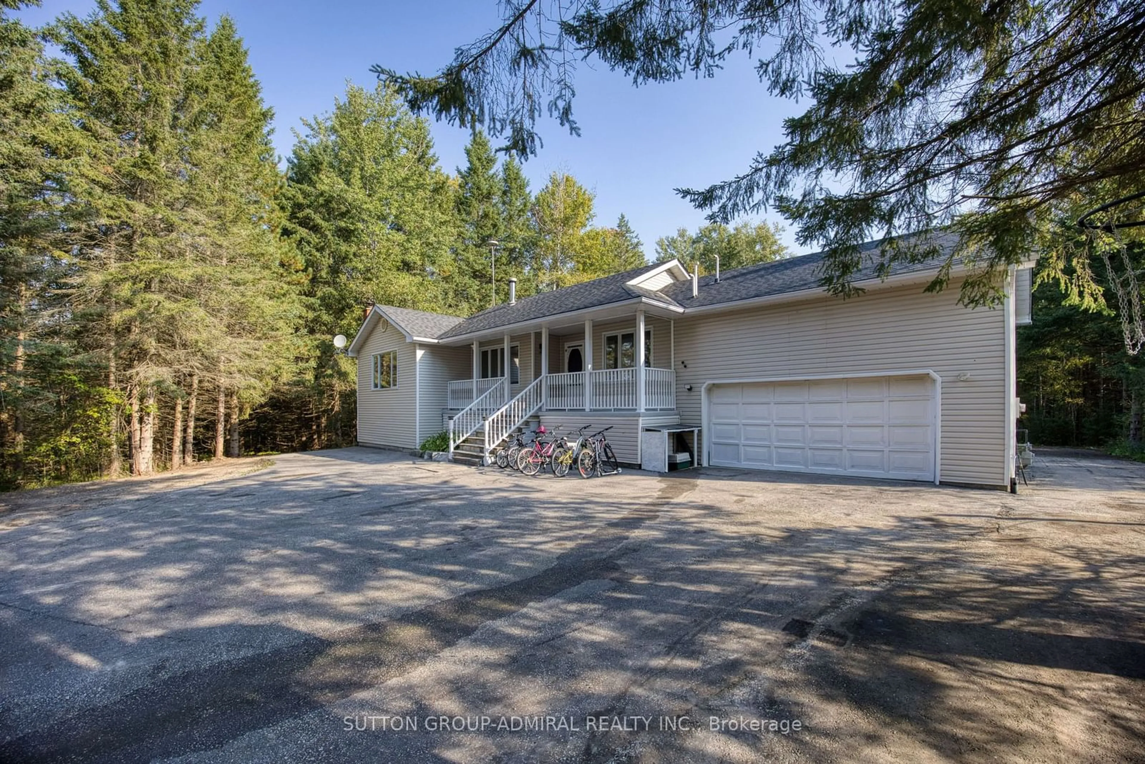 Frontside or backside of a home, cottage for 63 Scarlett Line, Oro-Medonte Ontario L0L 1V0