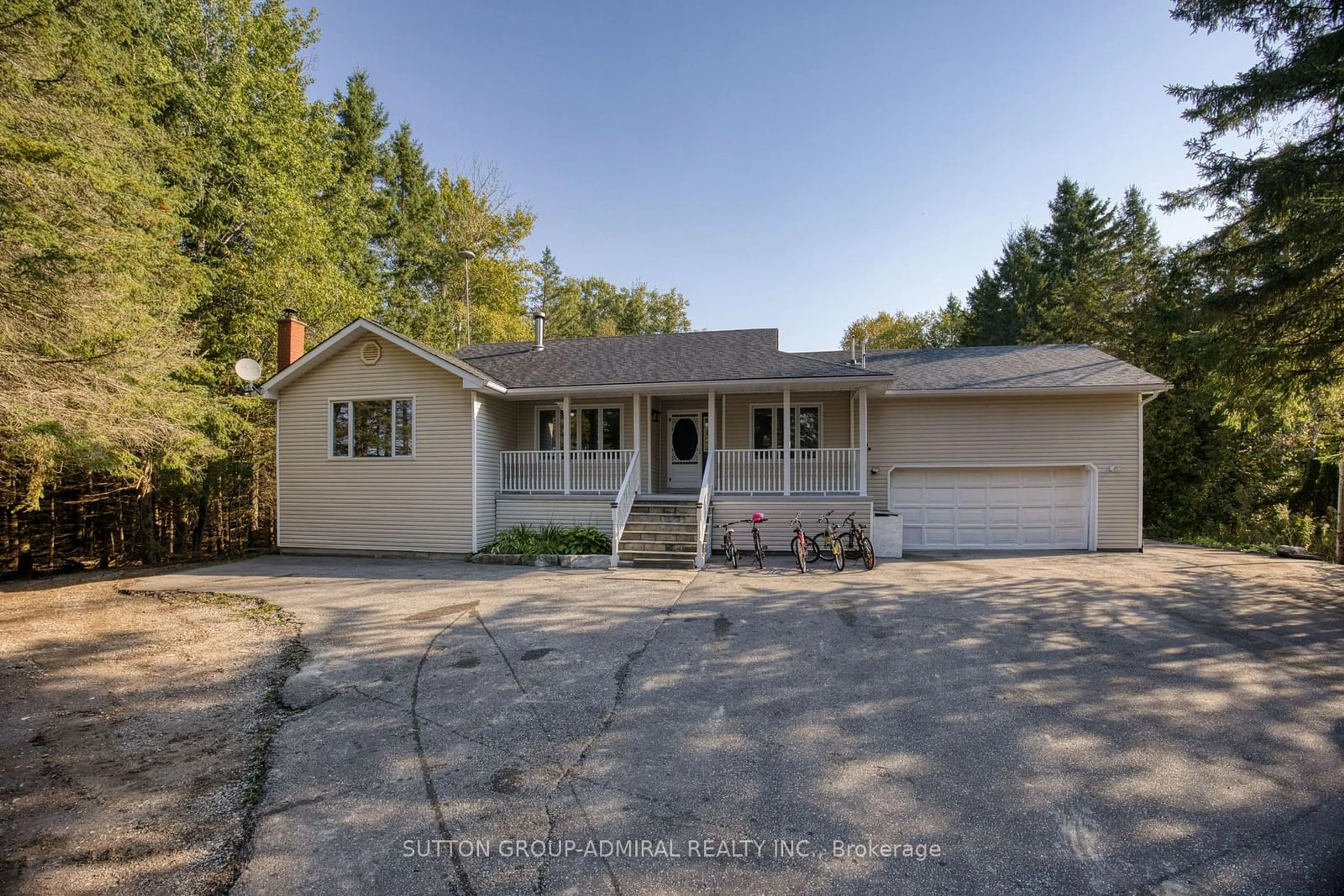 Frontside or backside of a home, cottage for 63 Scarlett Line, Oro-Medonte Ontario L0L 1V0