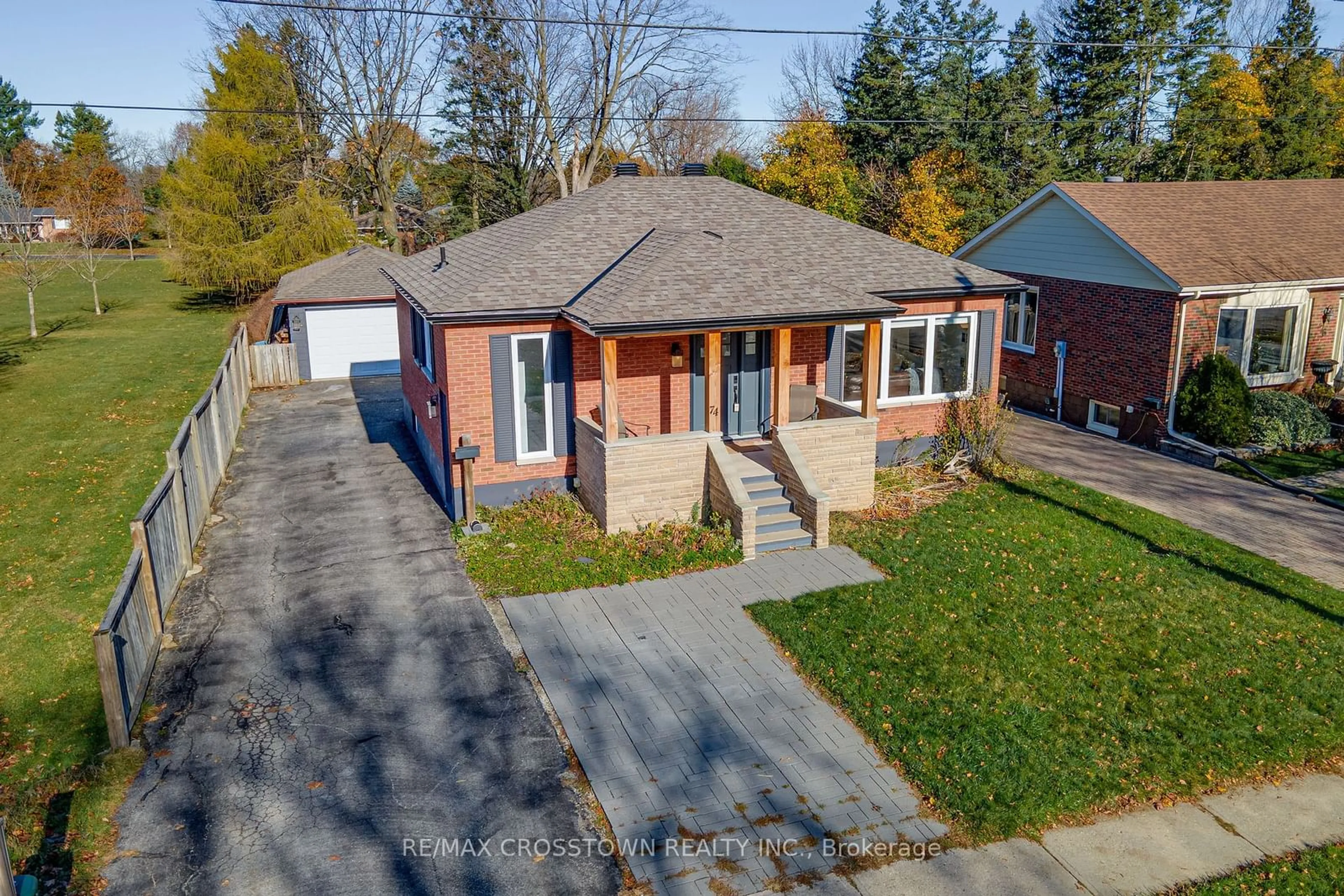 Home with brick exterior material for 74 Strabane Ave, Barrie Ontario L4M 2A2