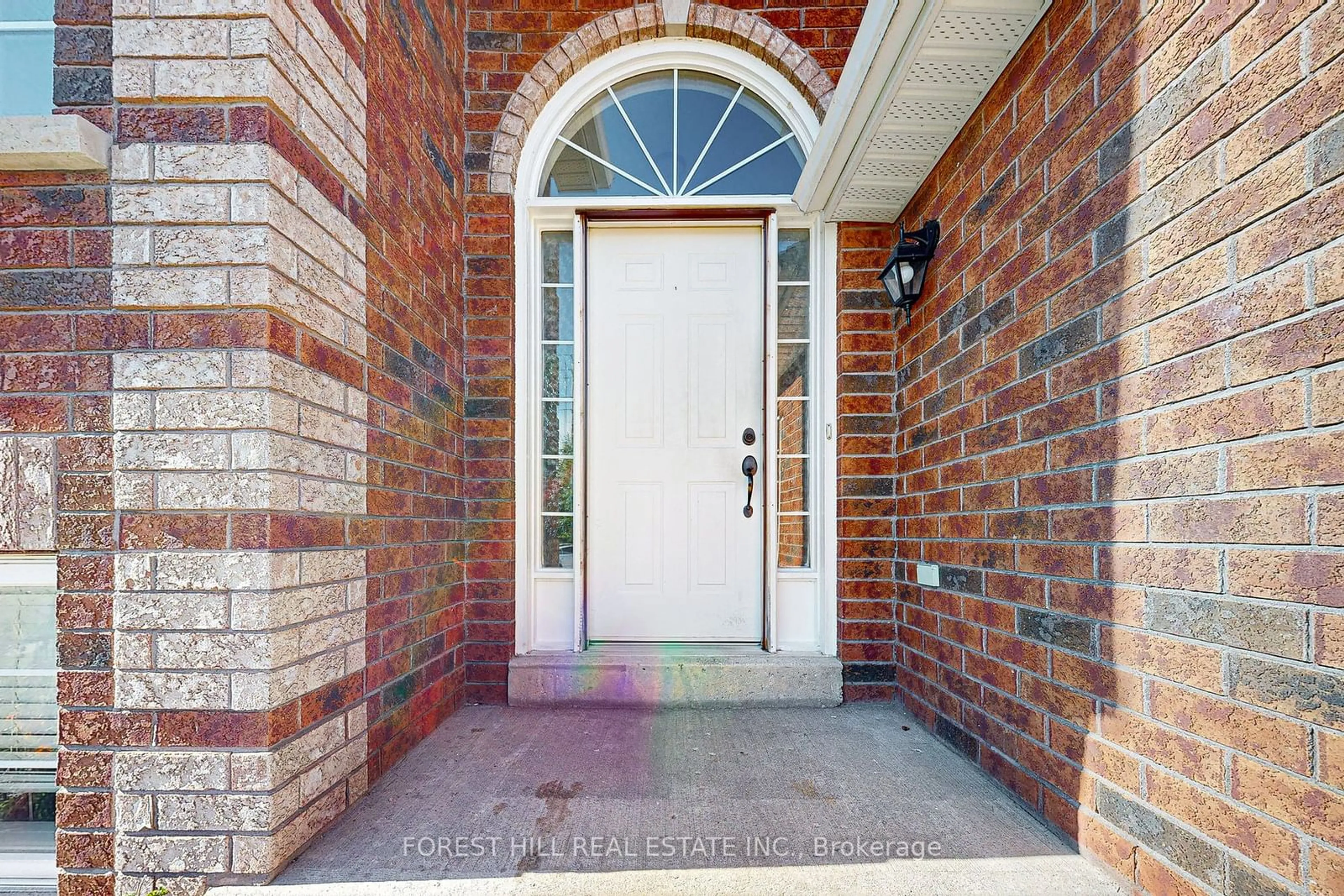 Indoor entryway, ceramic floors for 26 Quinlan Rd, Barrie Ontario L4M 7B1