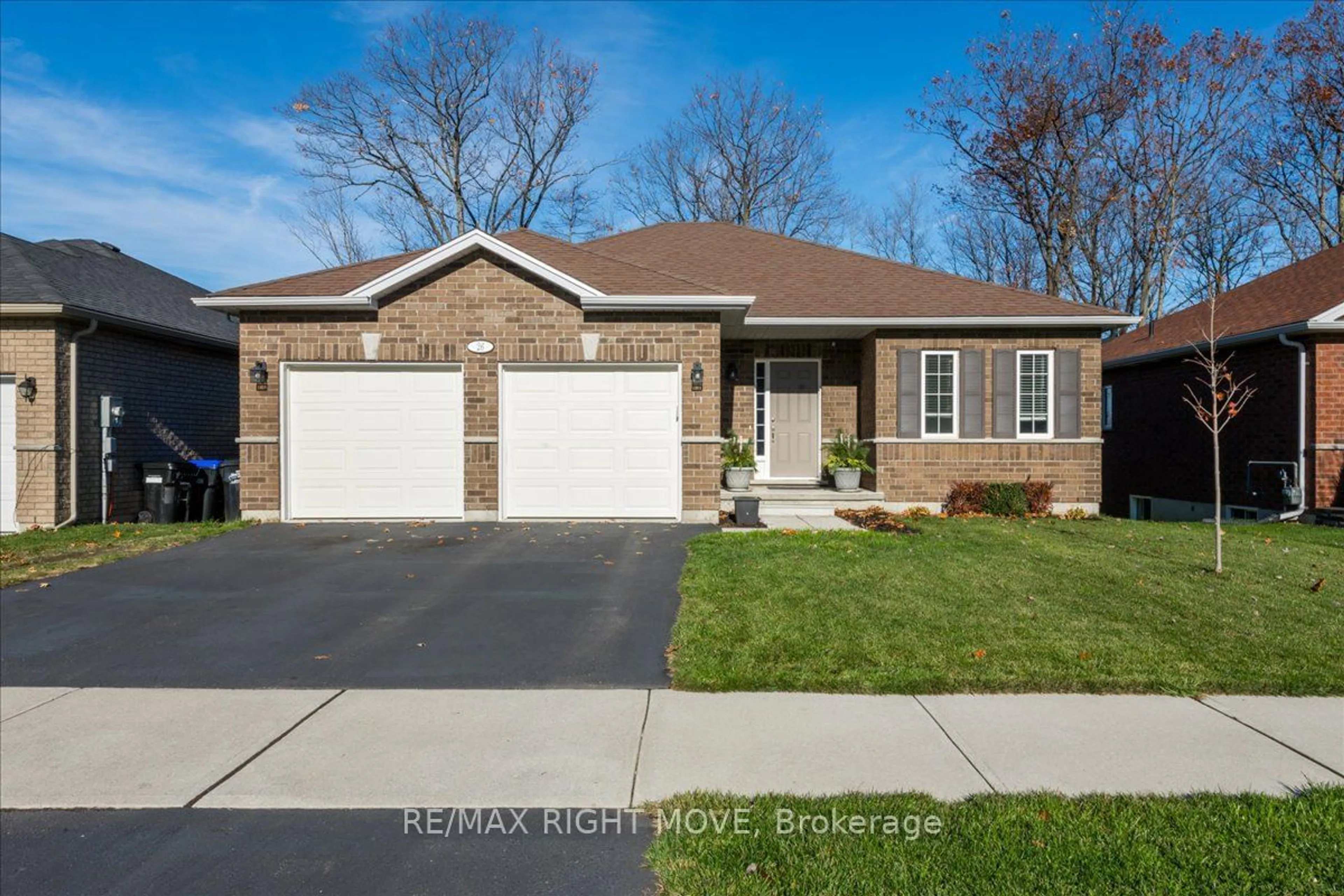 Frontside or backside of a home, the street view for 26 Hunter Ave, Tay Ontario L0K 2A0