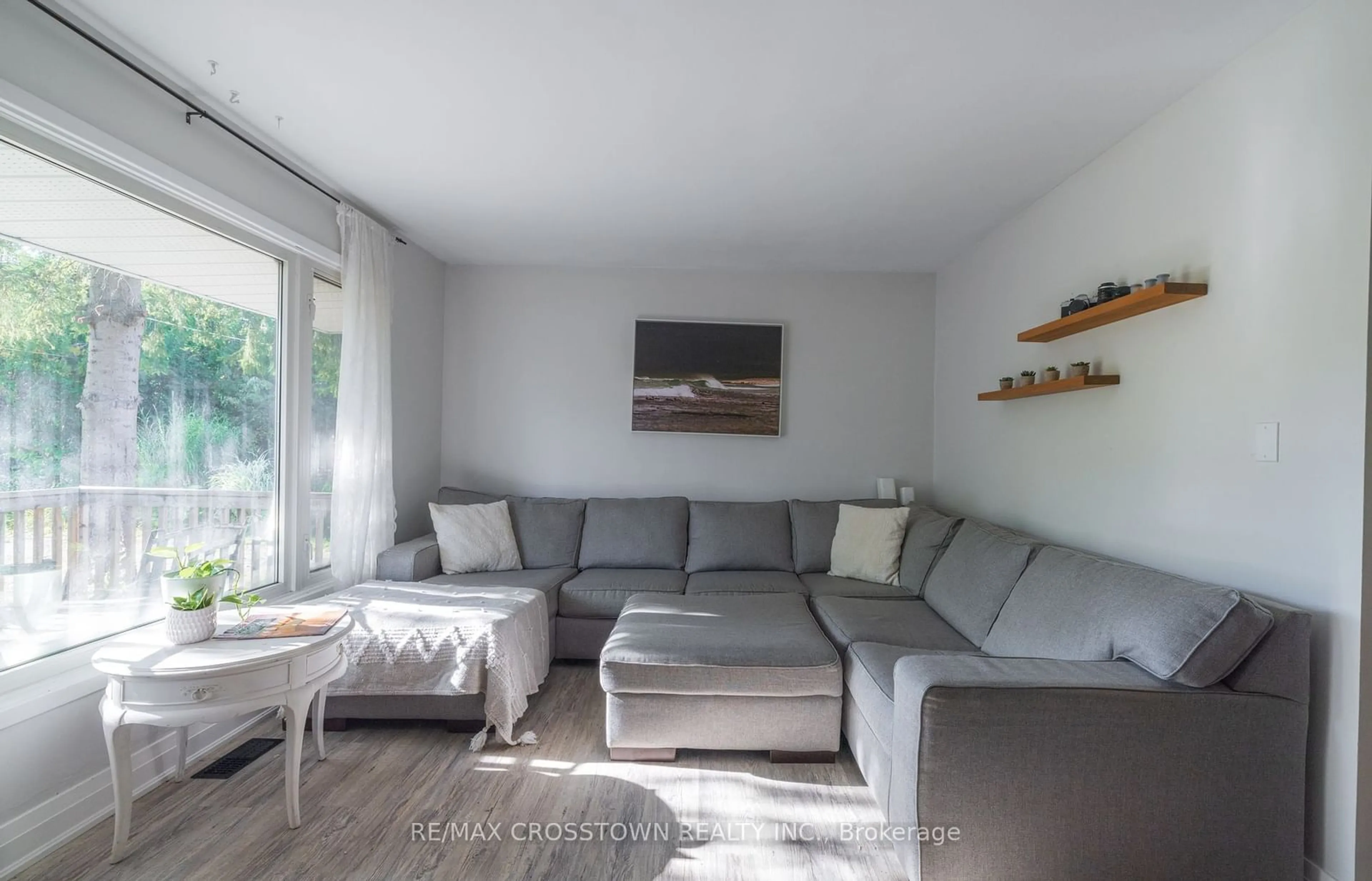 Living room, wood floors for 47 Lakeshore Rd, Oro-Medonte Ontario L0L 2E0