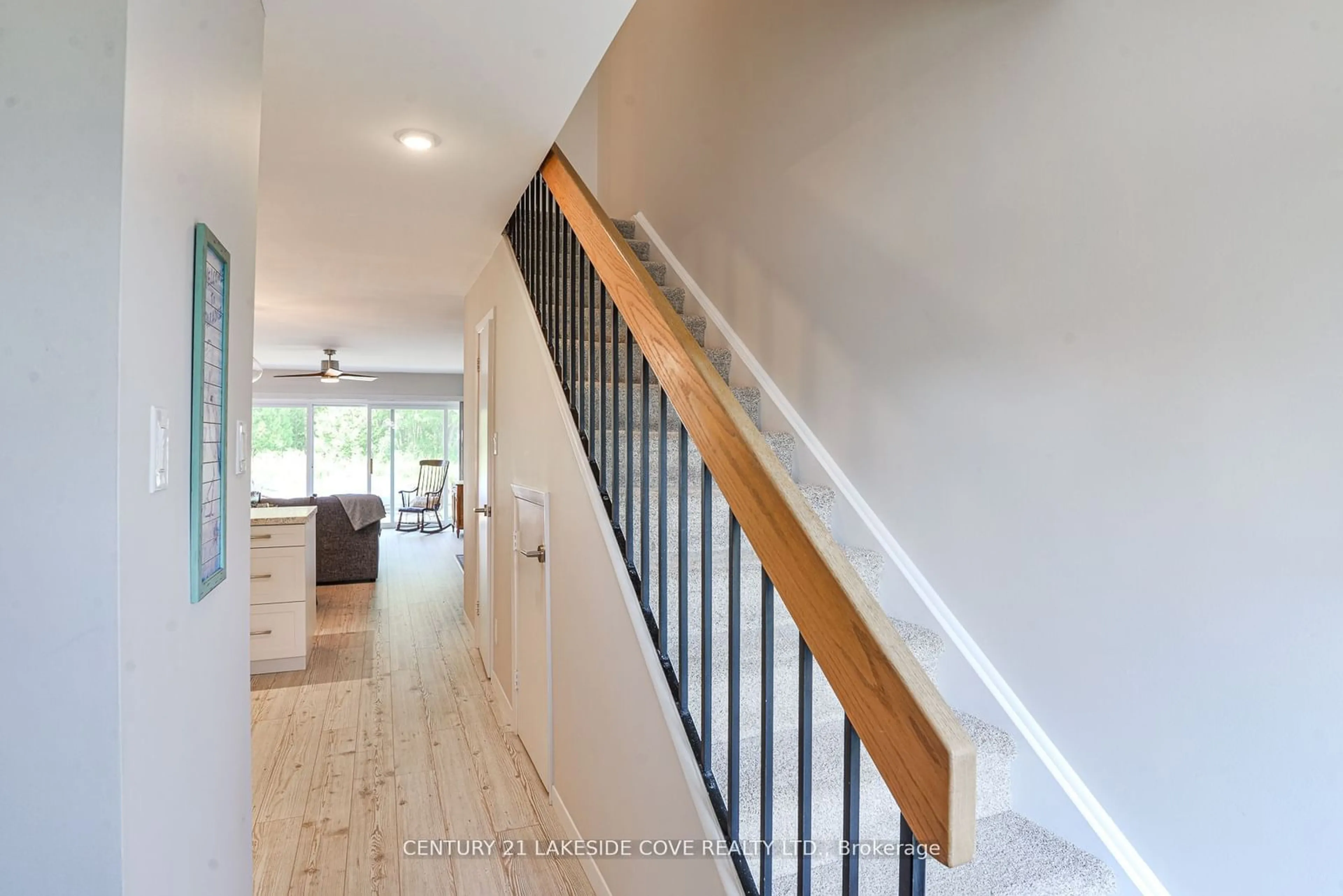 Stairs for 2 Paradise Blvd #Unit 16, Ramara Ontario L0K 1B0