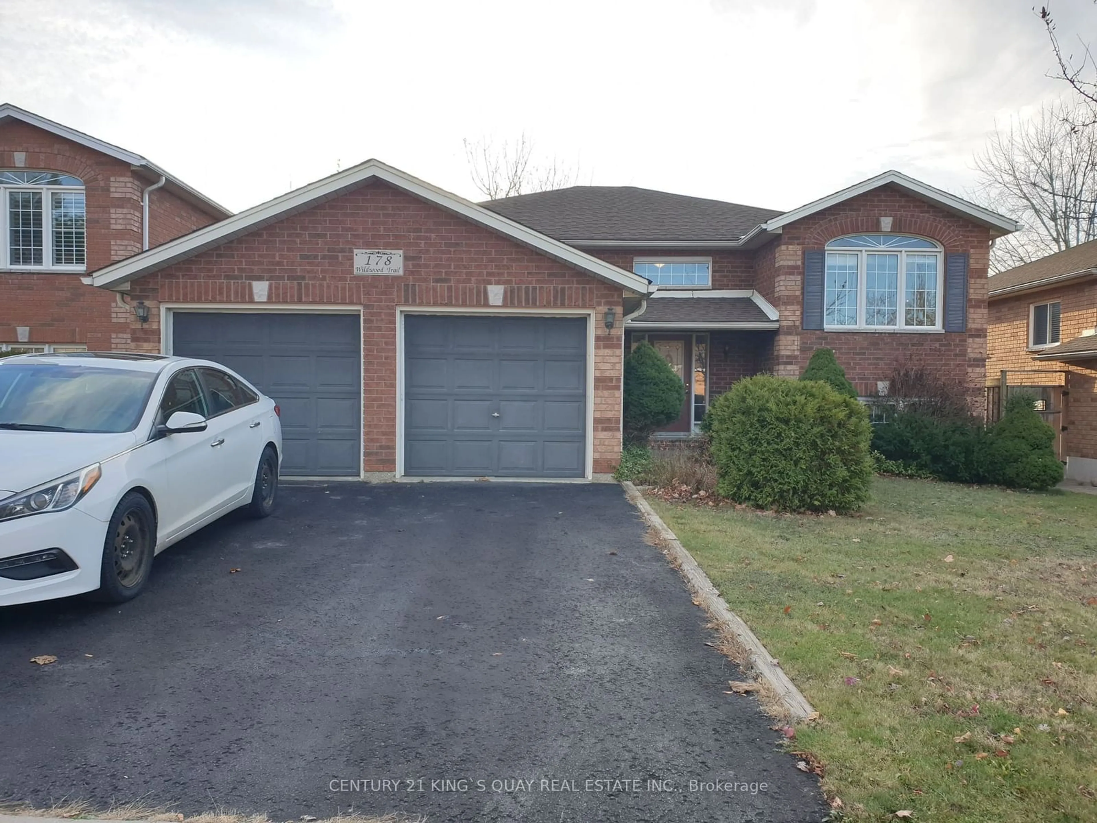 Frontside or backside of a home, the street view for 178 Wildwood Tr, Barrie Ontario L4N 9Y6