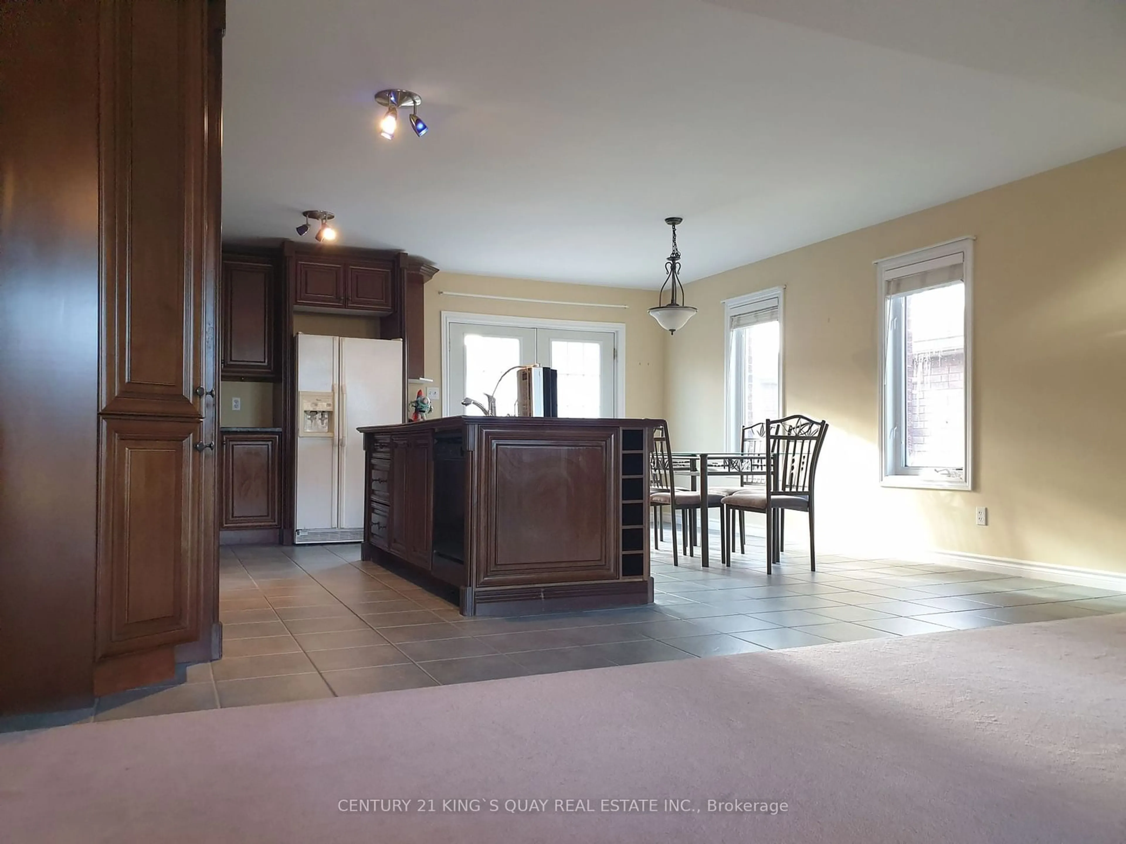 Dining room, wood floors, cottage for 178 Wildwood Tr, Barrie Ontario L4N 9Y6