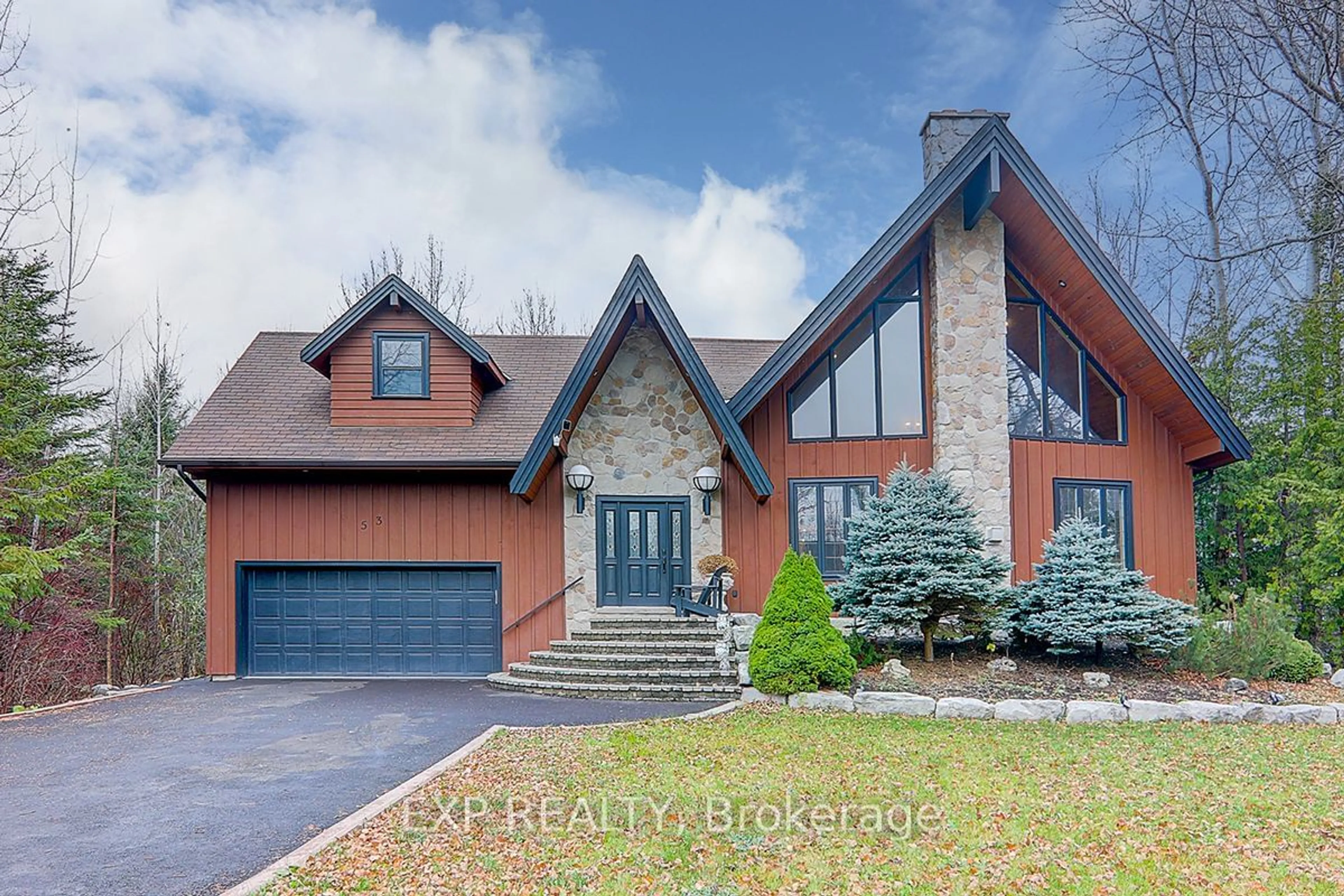 Frontside or backside of a home, cottage for 53 Broadview St, Collingwood Ontario L9Y 0X2