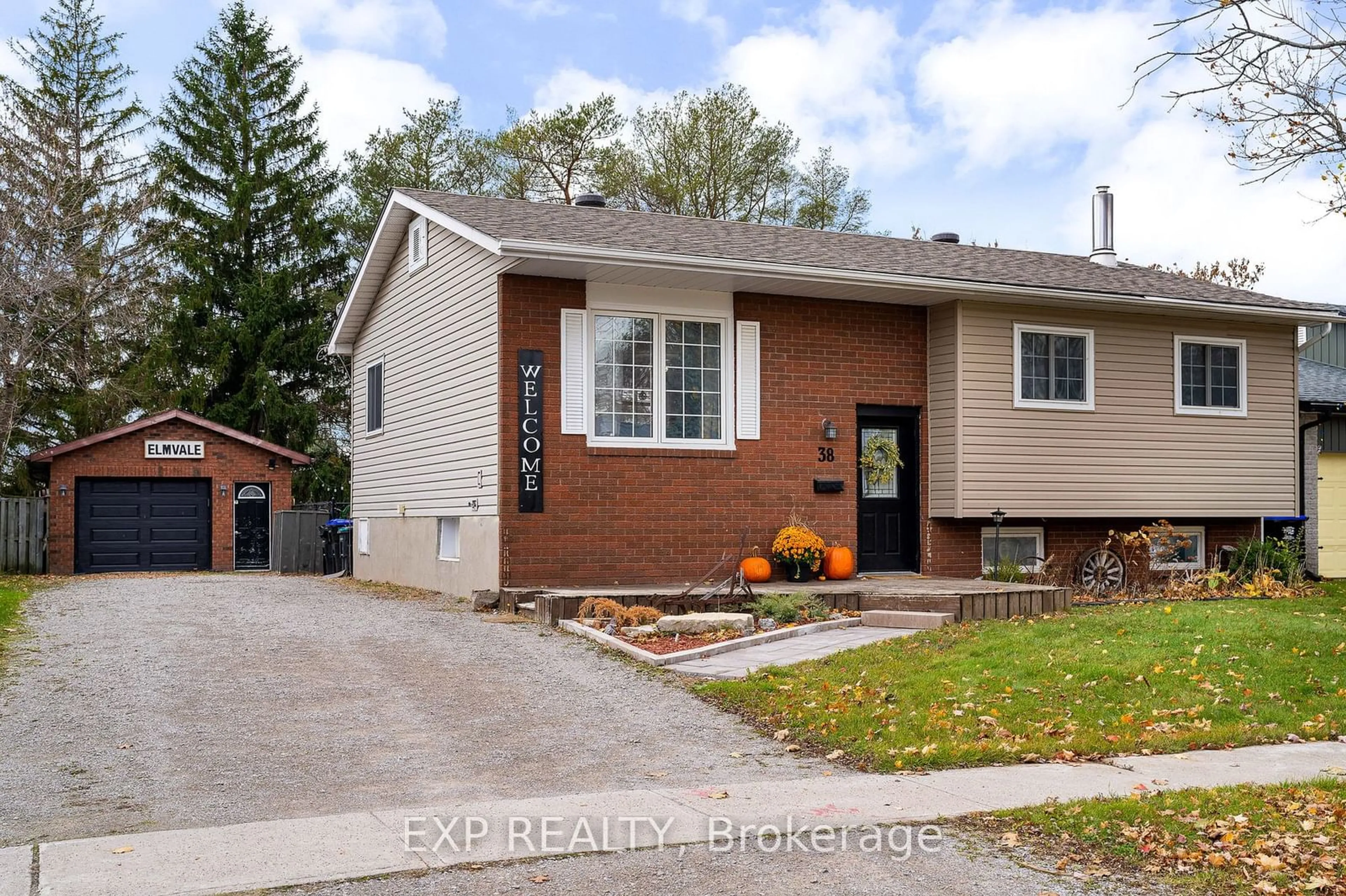 Frontside or backside of a home, cottage for 38 Centennial Ave, Springwater Ontario L0L 1P0