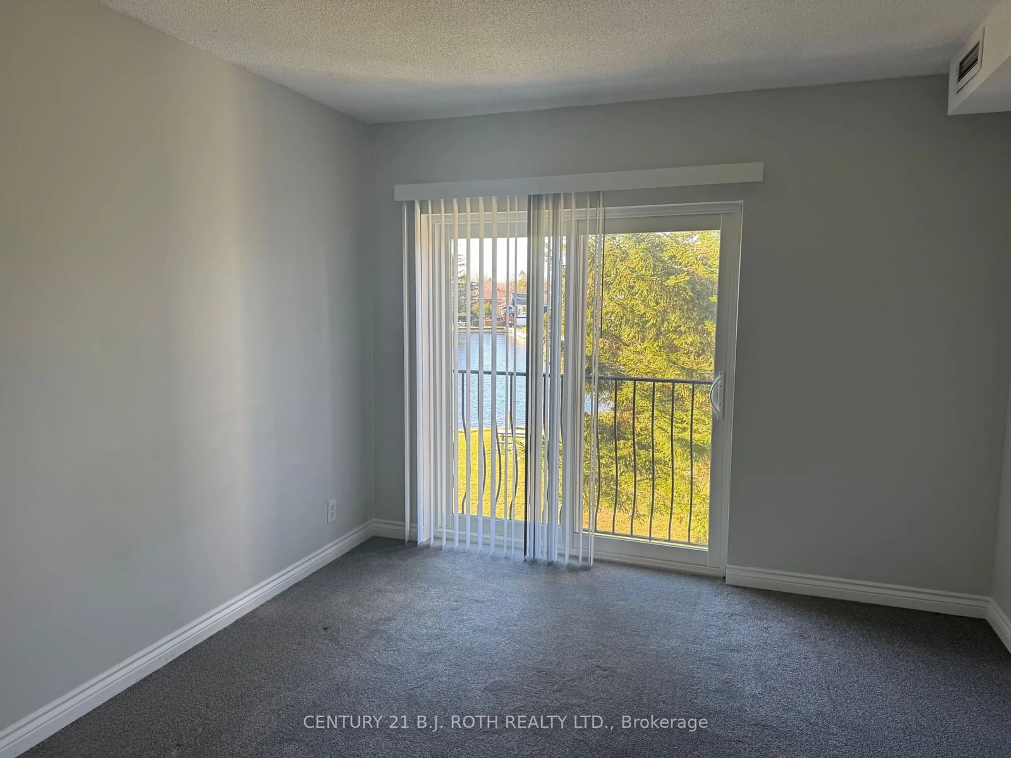 A pic of a room, not visible floor for 60 Laguna Pkwy #25, Ramara Ontario L0K 1B0