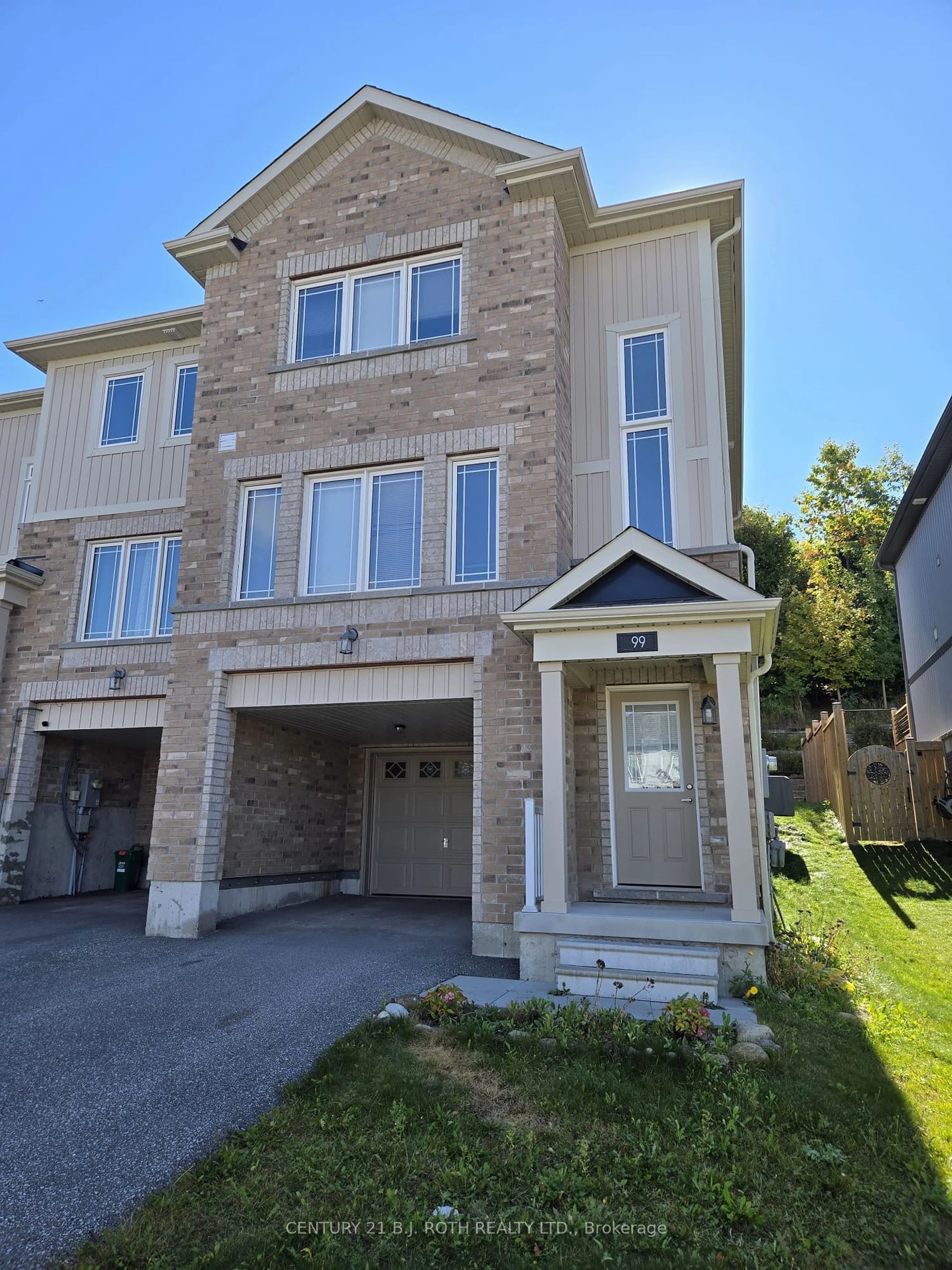 A pic from exterior of the house or condo, the front or back of building for 99 Frank's Way, Barrie Ontario L4N 3J1