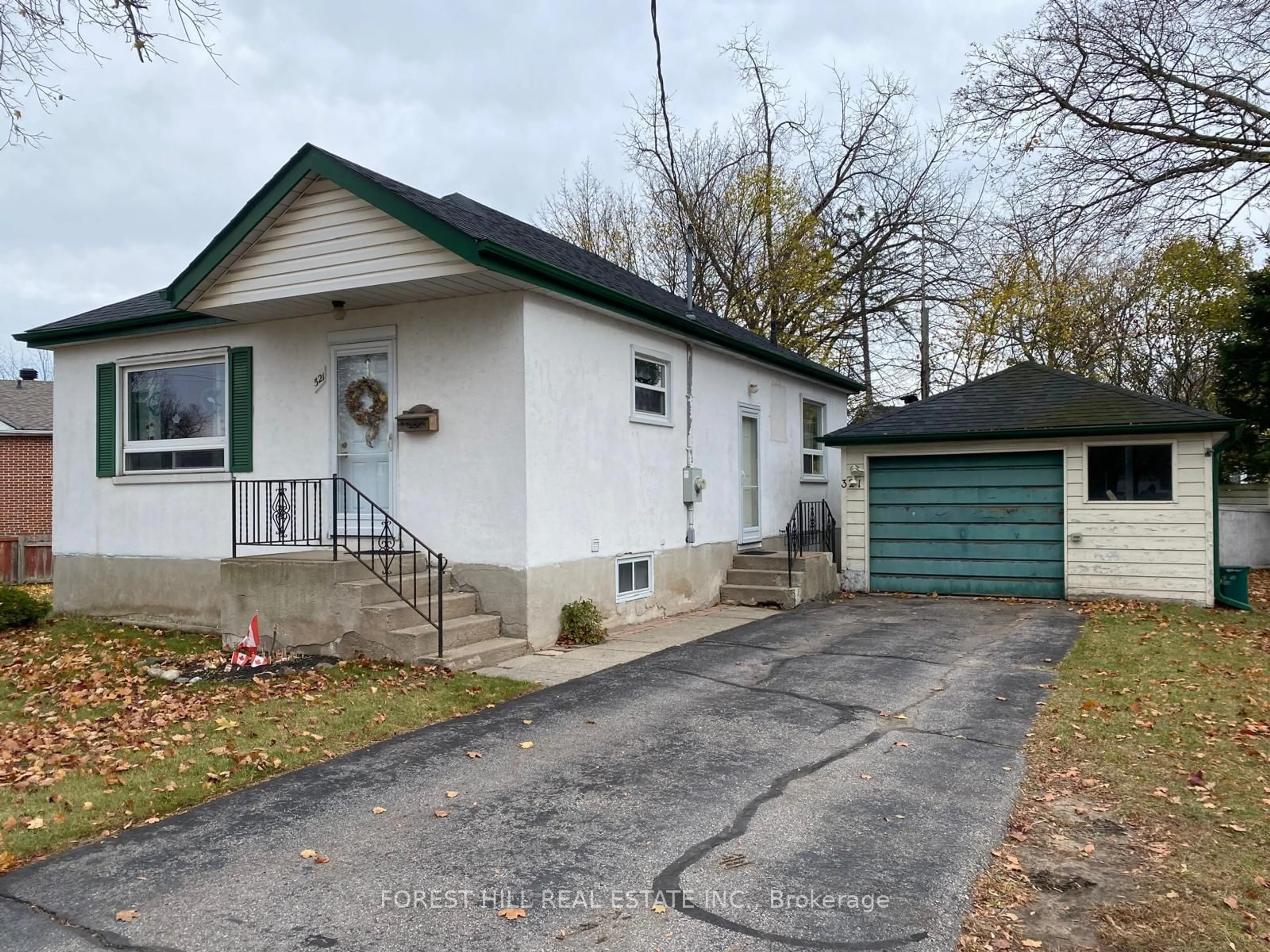 Frontside or backside of a home, cottage for 321 Innisfil St, Barrie Ontario L4N 3G4