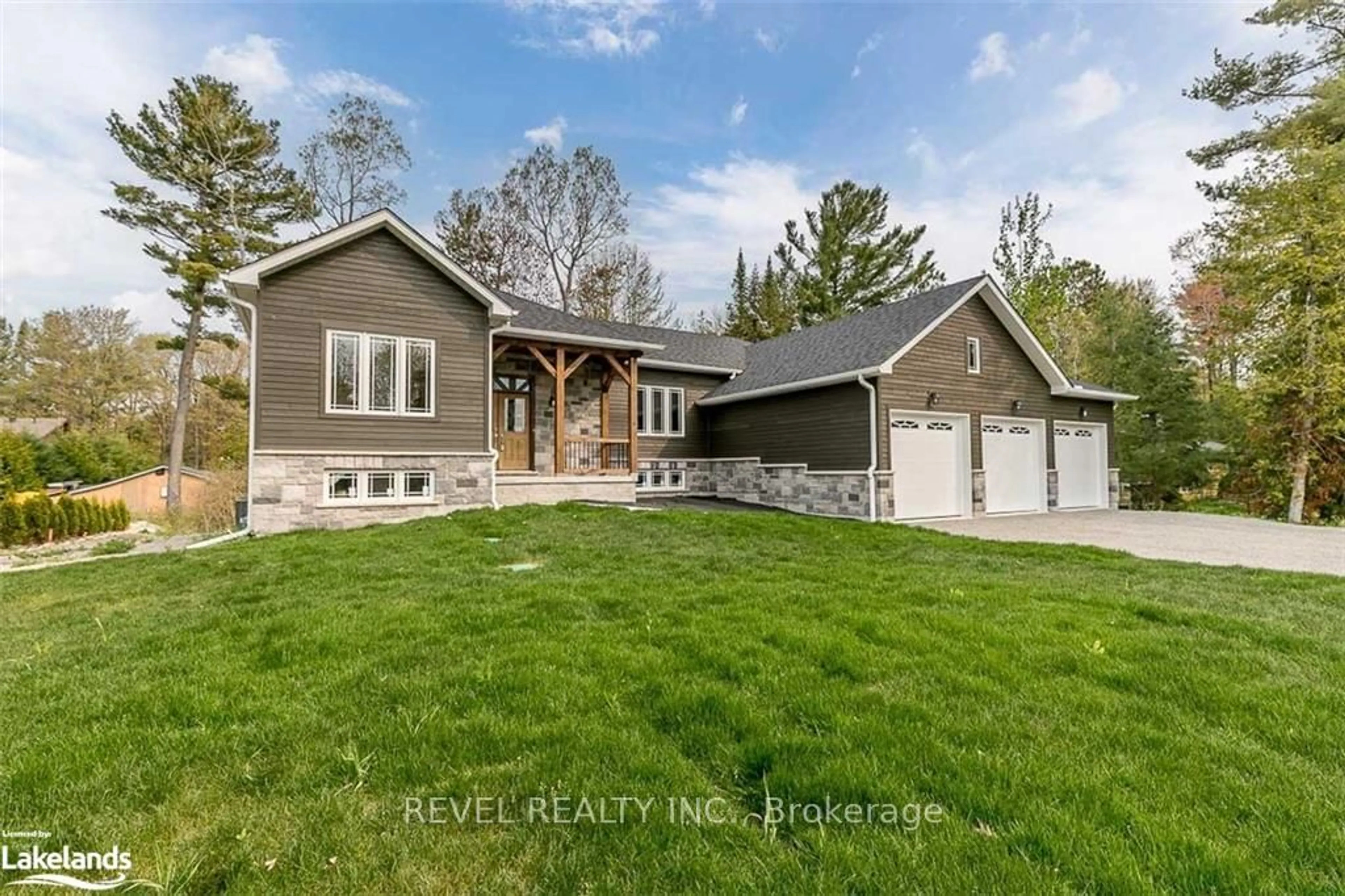 Frontside or backside of a home, cottage for Lt 13 Voyageur Dr, Tiny Ontario L9M 1R2