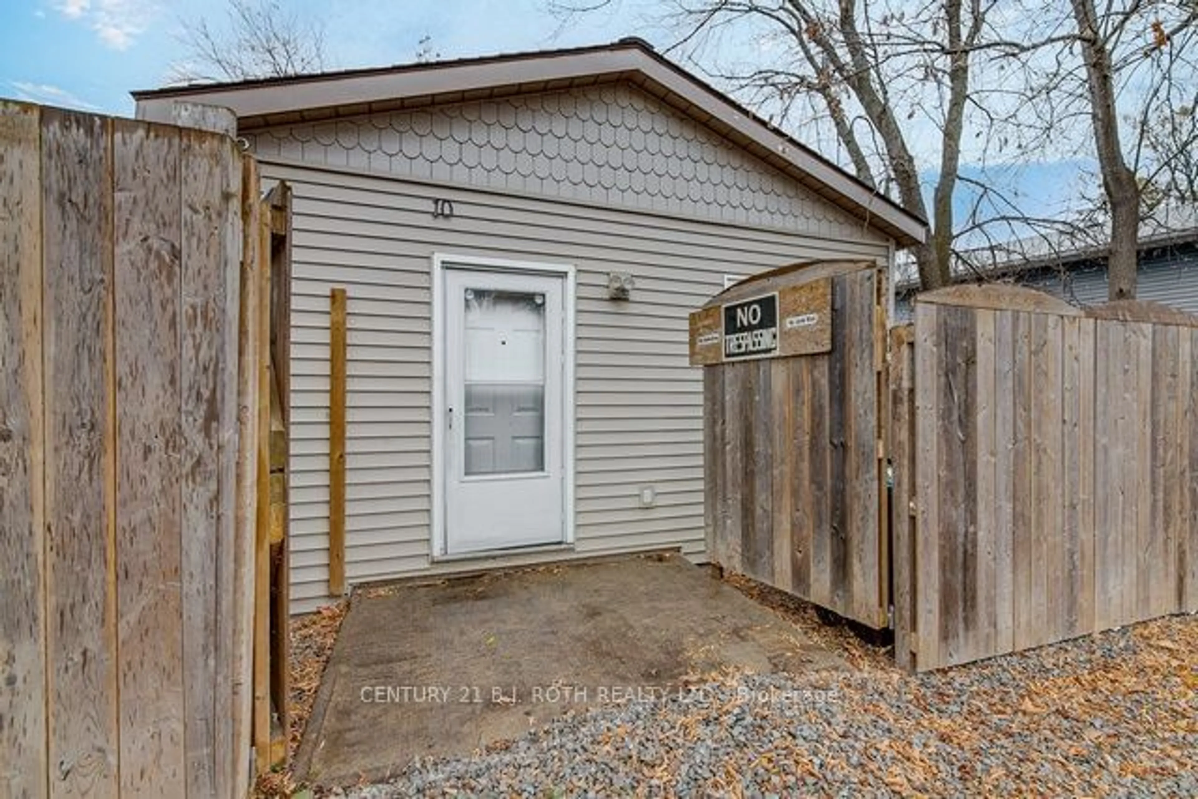 Shed for 10 Levi Simon Tr, Penetanguishene Ontario L9M 1A4