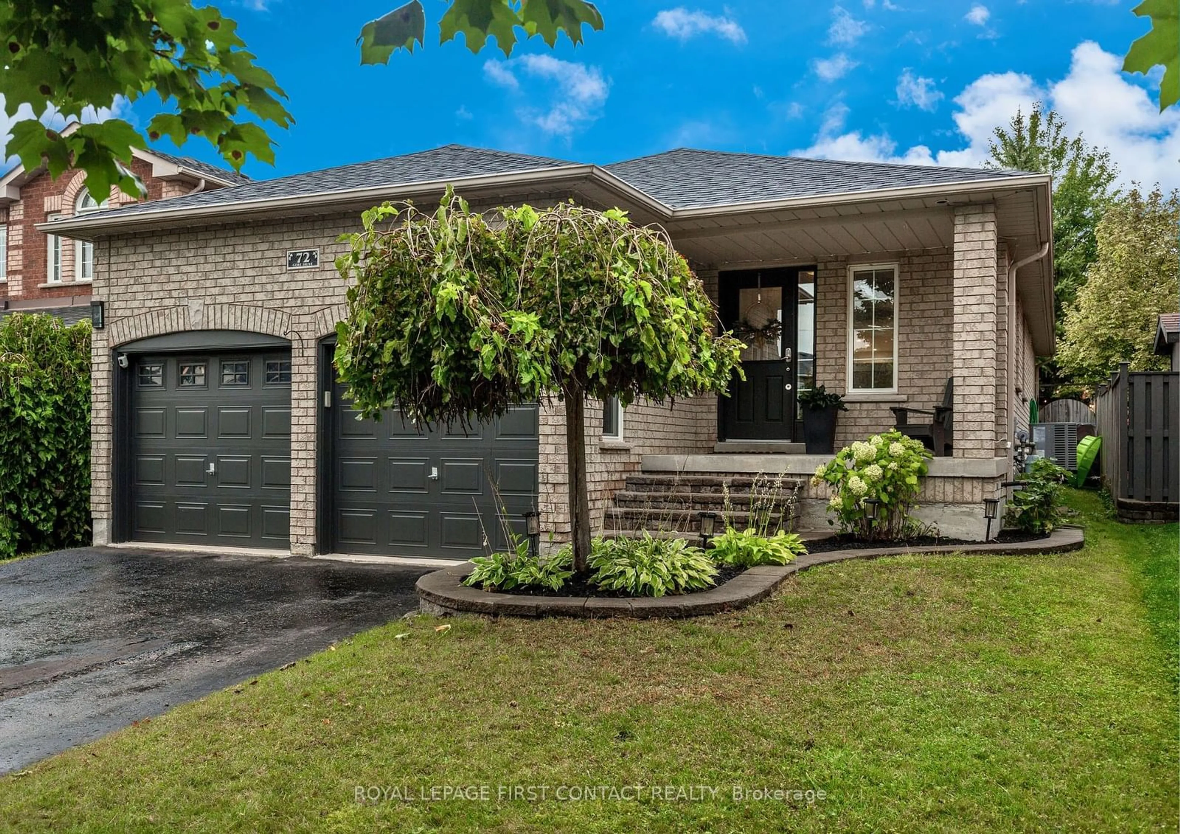 Home with brick exterior material for 72 Gore Dr, Barrie Ontario L4N 5R5