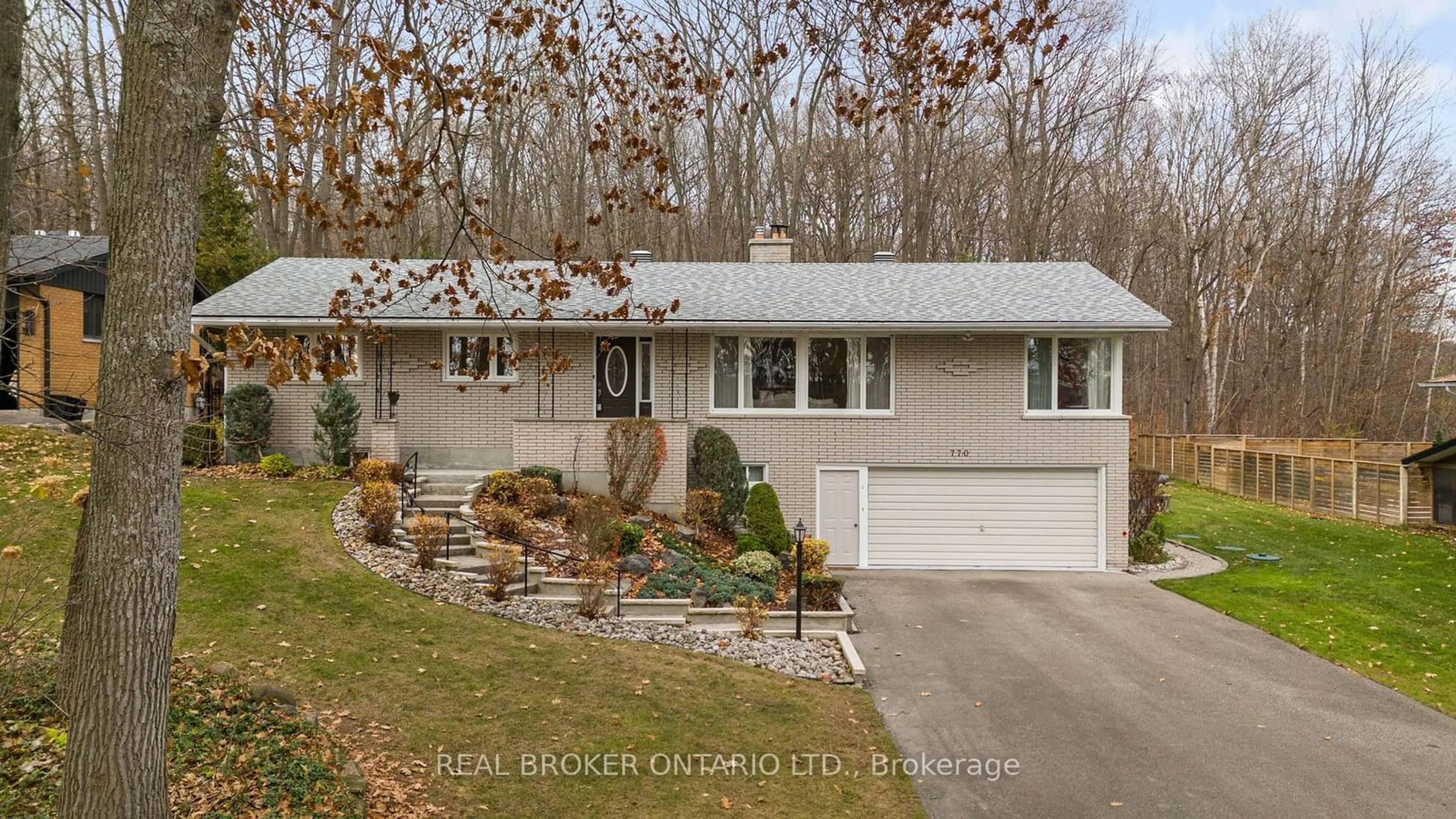 Frontside or backside of a home, cottage for 770 Portage Park Lane, Midland Ontario L4R 5G3