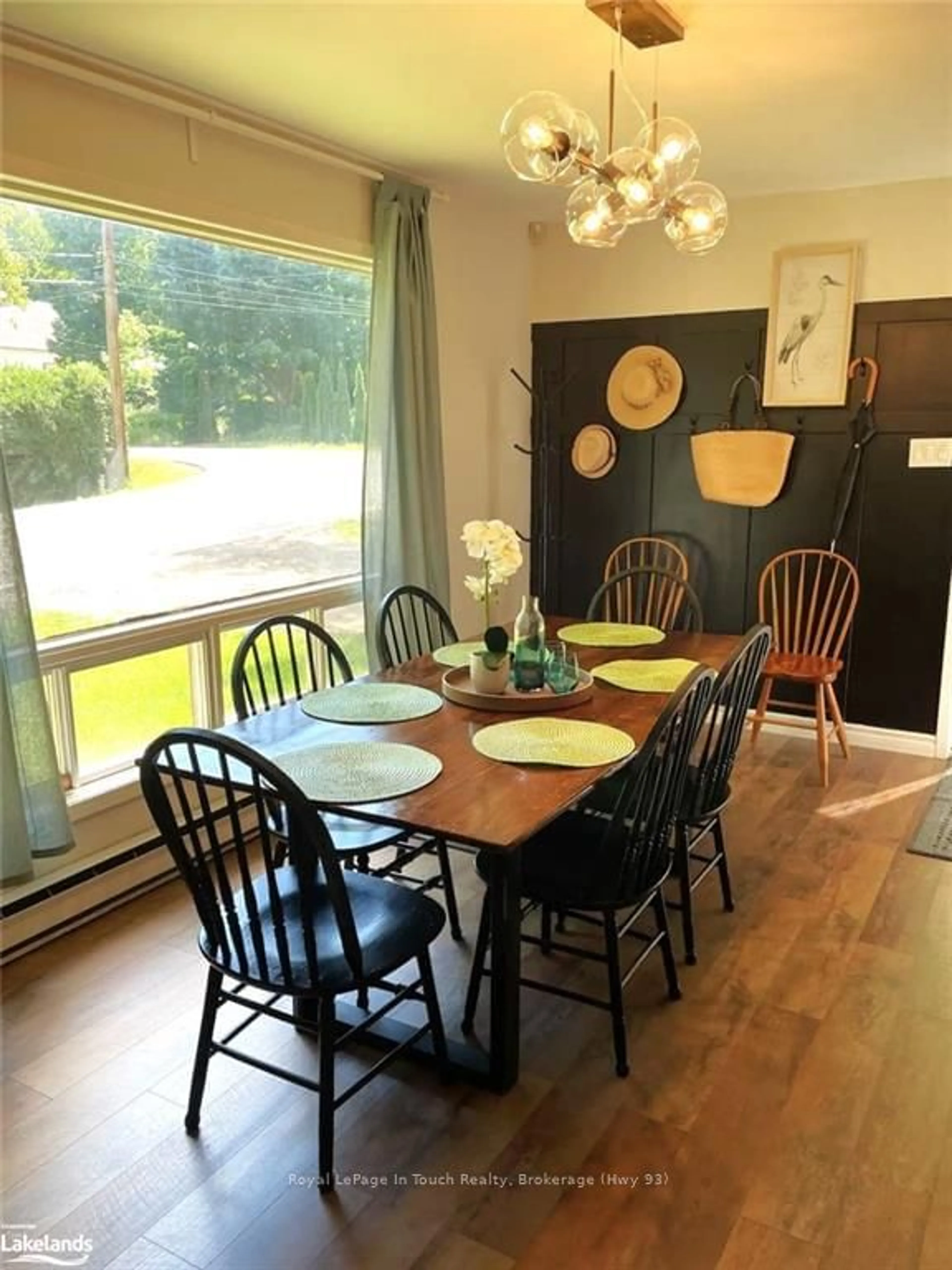 Dining room, wood floors for 51 GRANDVIEW Rd, Tay Ontario L0K 1R0