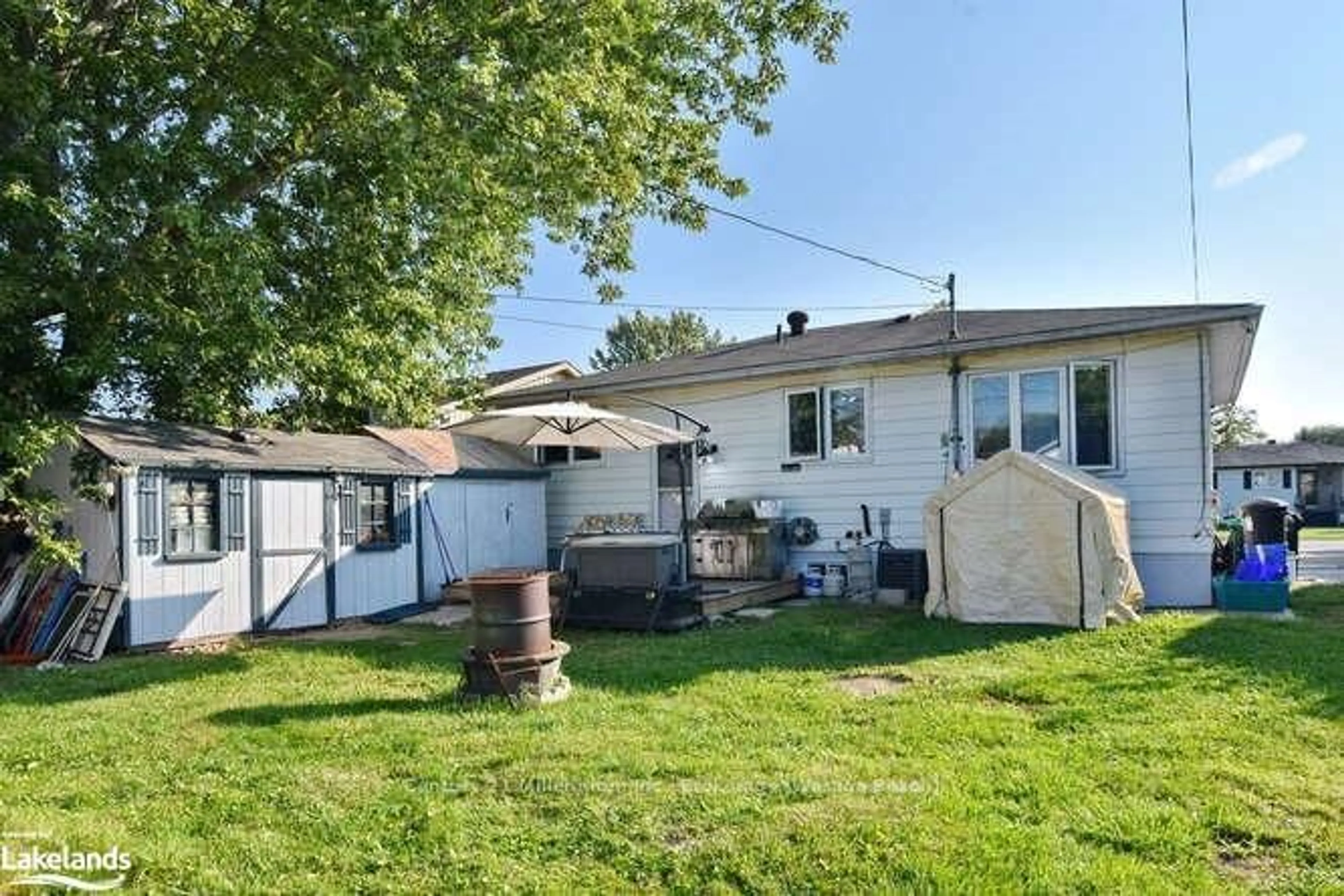 Patio, the fenced backyard for 24 MASON Rd, Collingwood Ontario L9Y 4E3