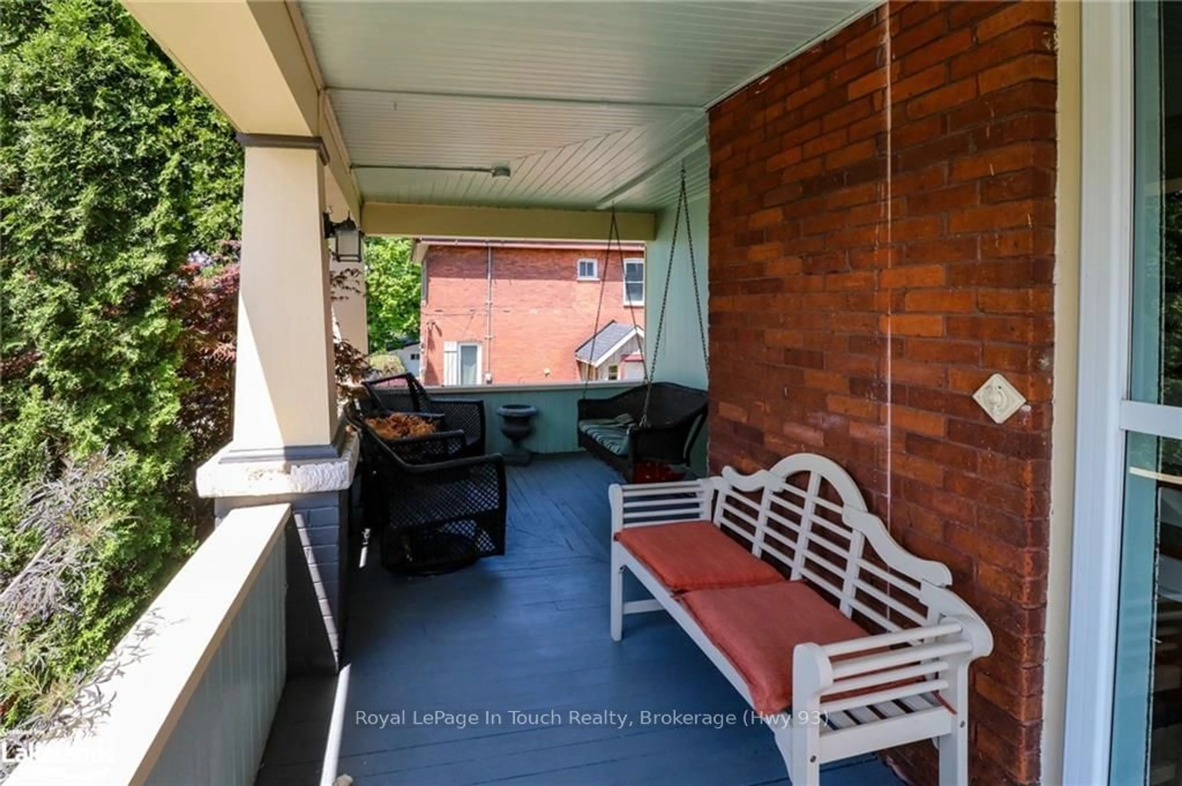 Patio, cottage for 233 QUEEN St, Midland Ontario L4R 3G9