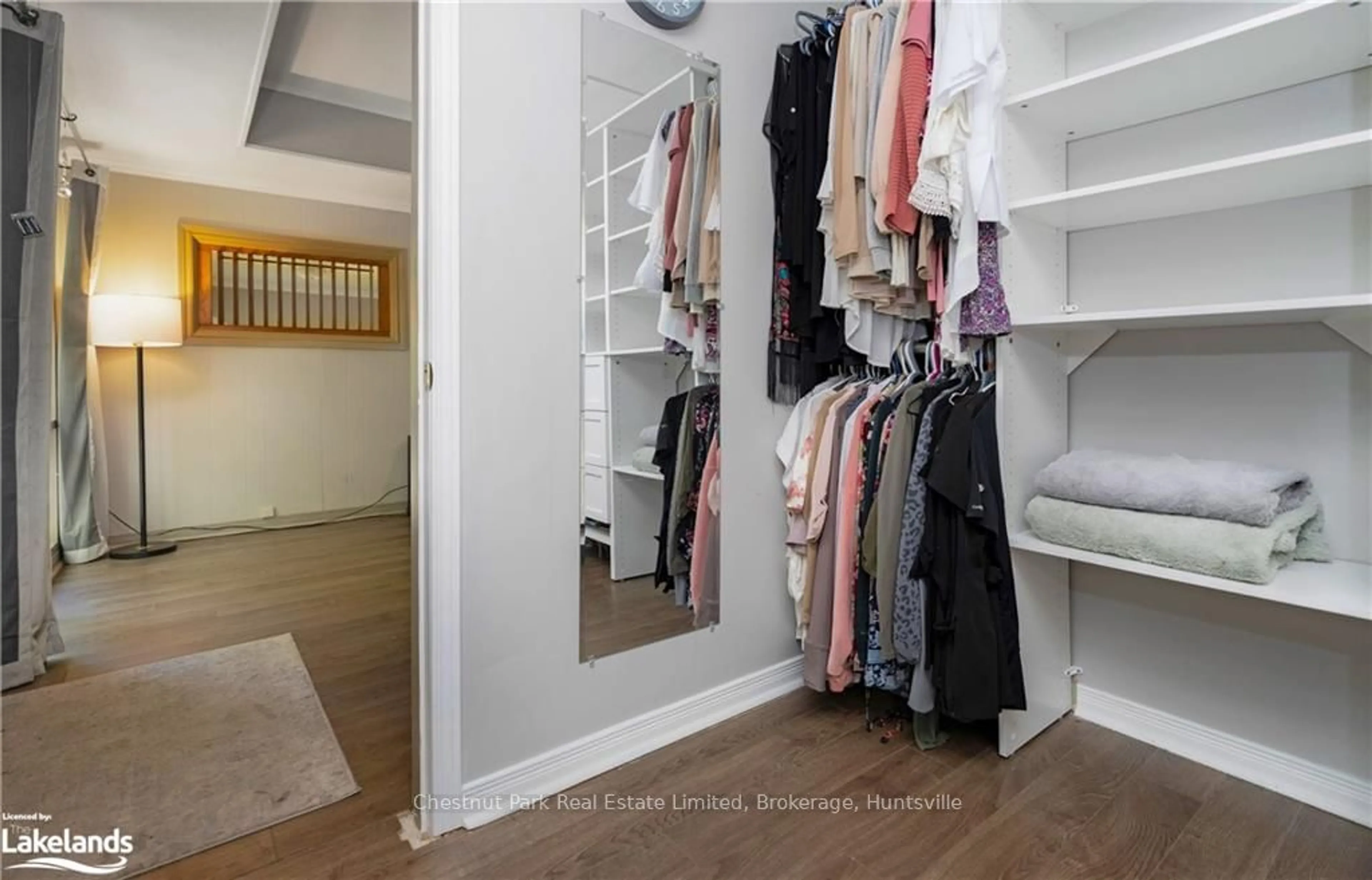 Storage room or clothes room or walk-in closet for 117 OLIVER Dr, Tiny Ontario L0L 2J0
