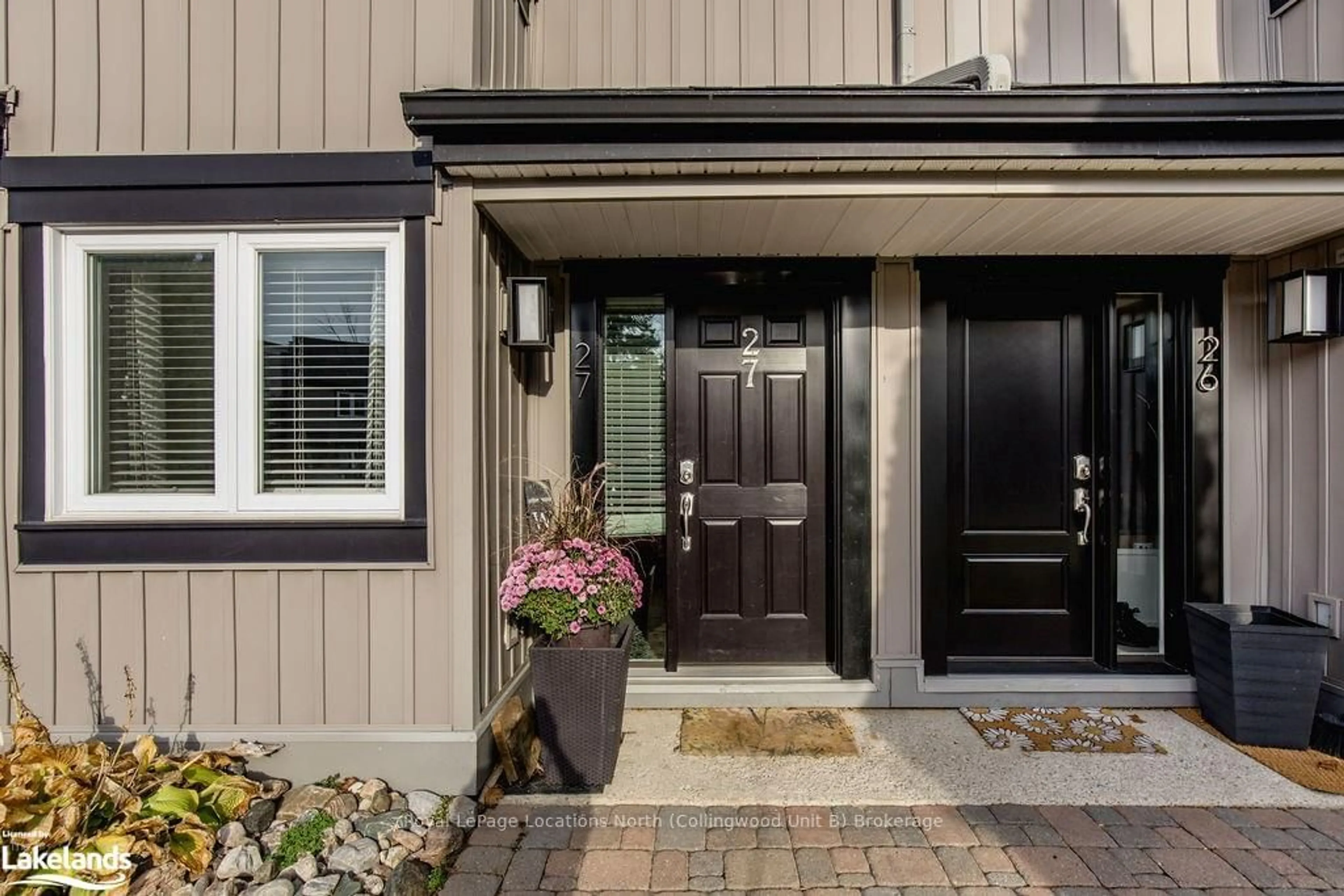 Indoor entryway, wood floors for 5 HARBOUR St #27, Collingwood Ontario L9Y 5C5