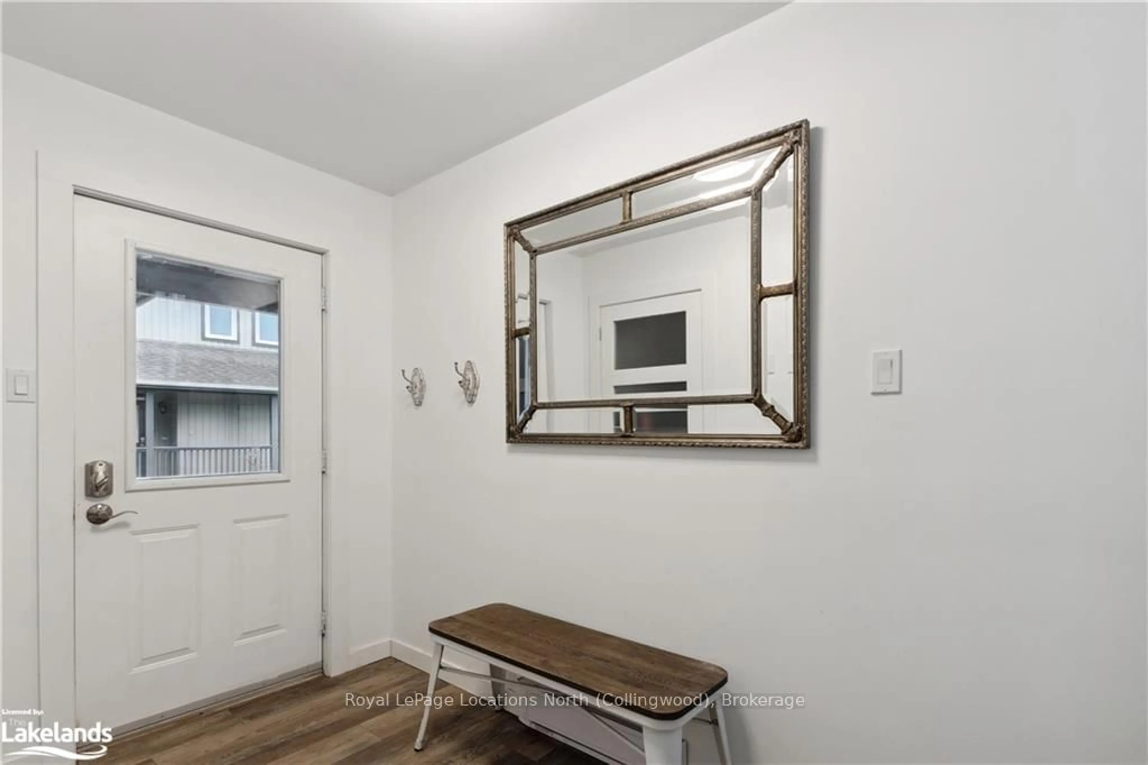 Indoor entryway, wood floors for 784 JOHNSTON PARK Ave, Collingwood Ontario L9Y 5C7