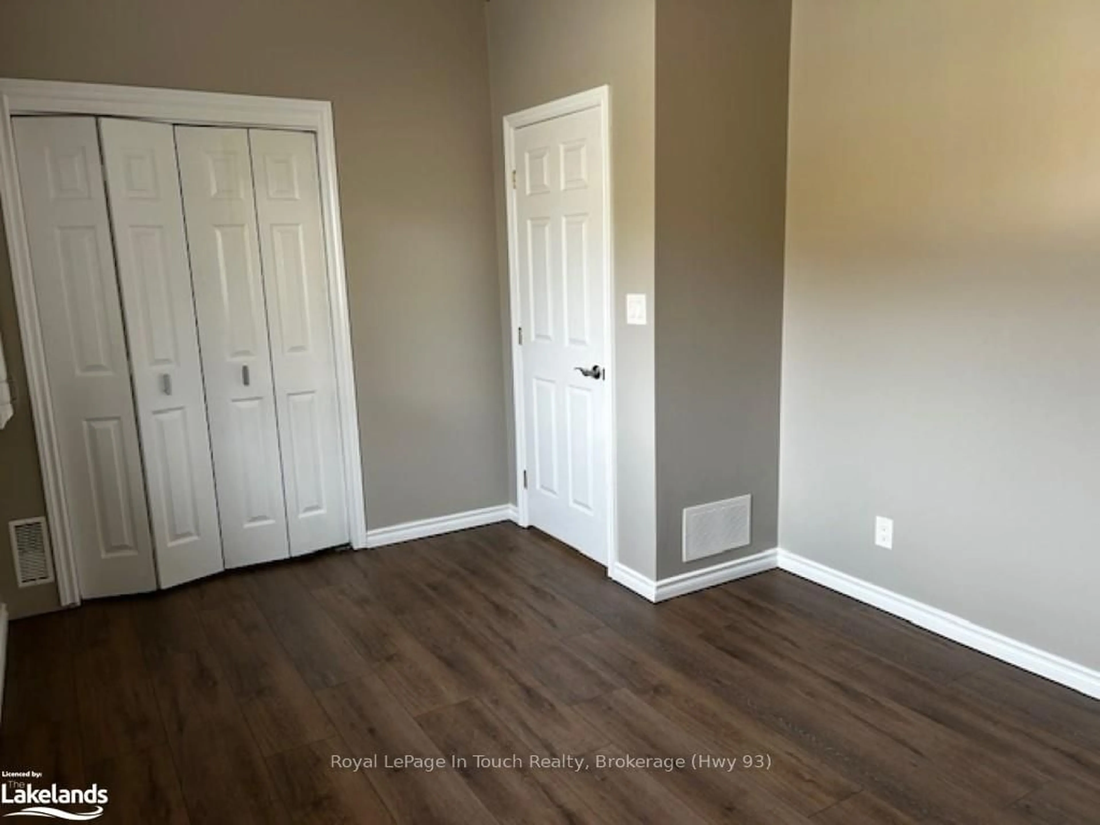 A pic of a room, wood floors for 687 MONTREAL ST, Midland Ontario L4R 1G5