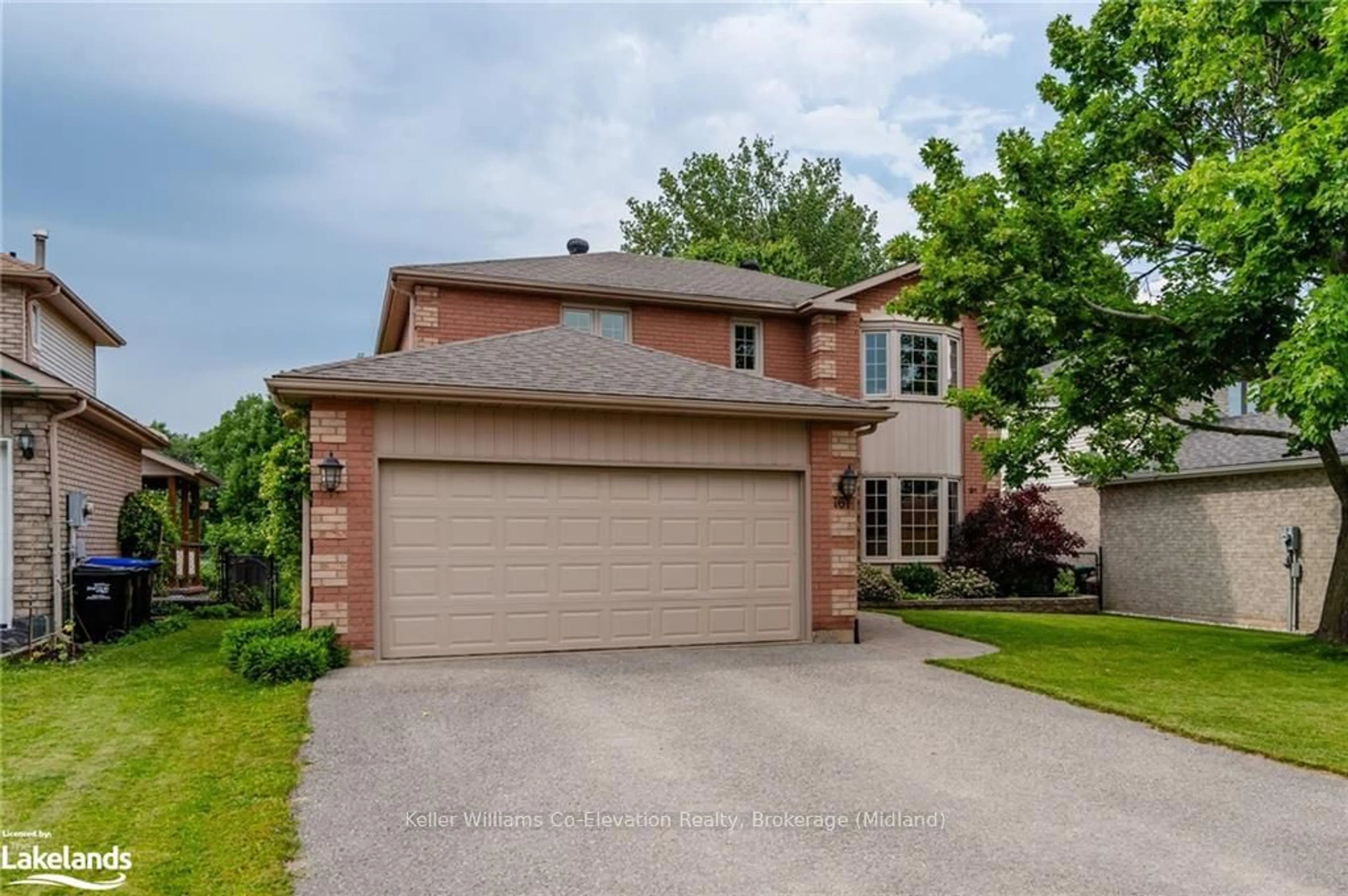 Frontside or backside of a home, the street view for 167 LUCKPORT Cres, Midland Ontario L4R 4Y1