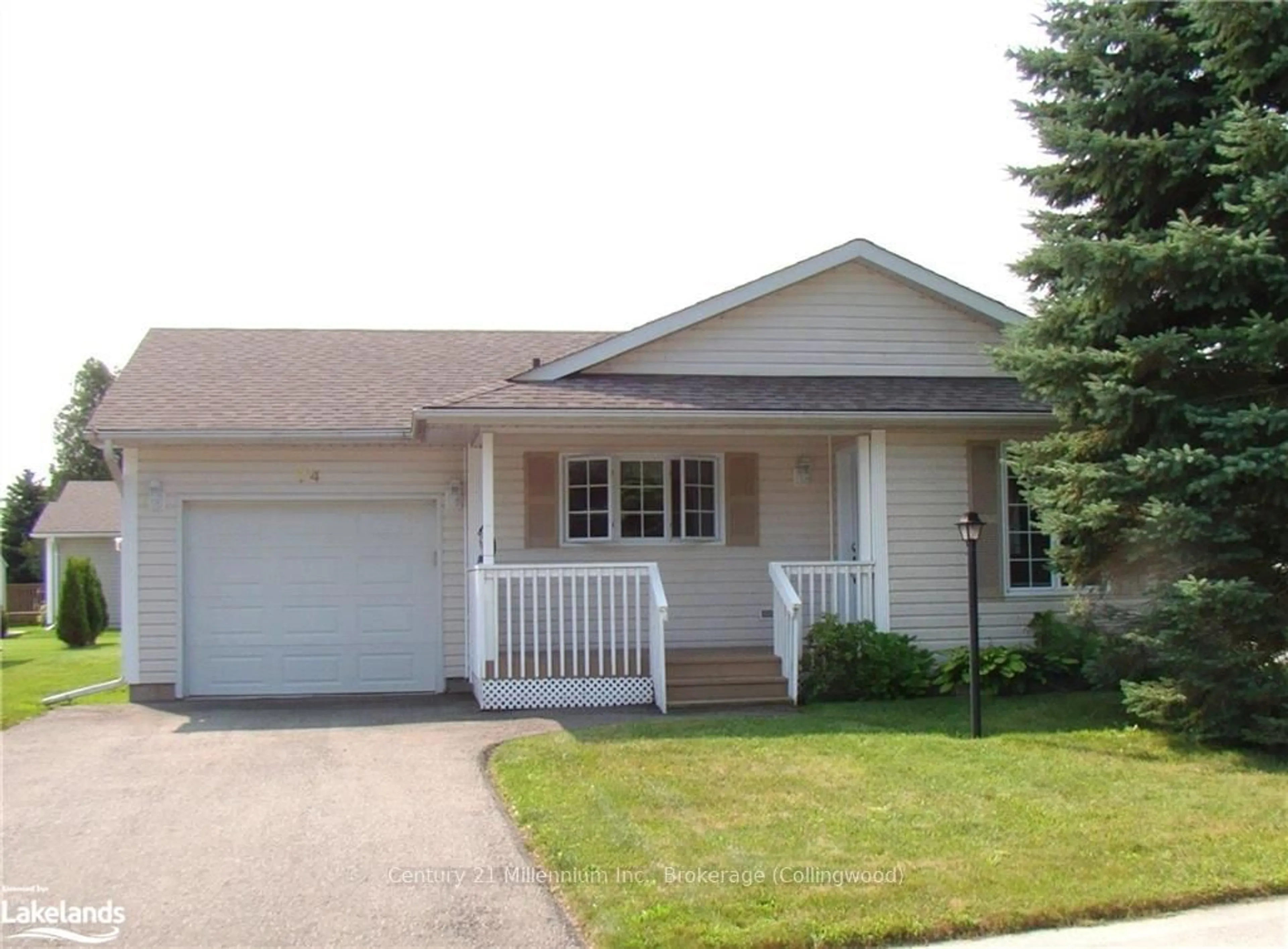 Frontside or backside of a home, cottage for 74 PENNSYLVANIA Ave, Wasaga Beach Ontario L9Z 3A8