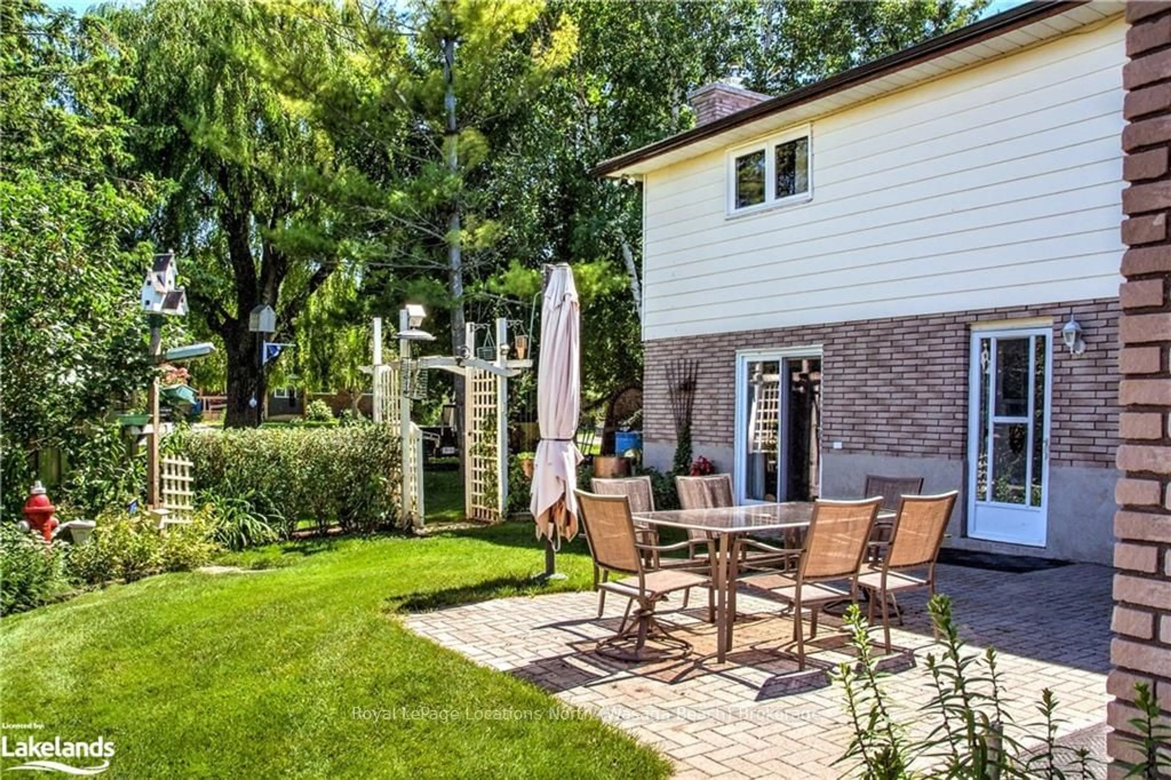 Patio, the fenced backyard for 221 JOHN STREET, Clearview Ontario L0M 1S0