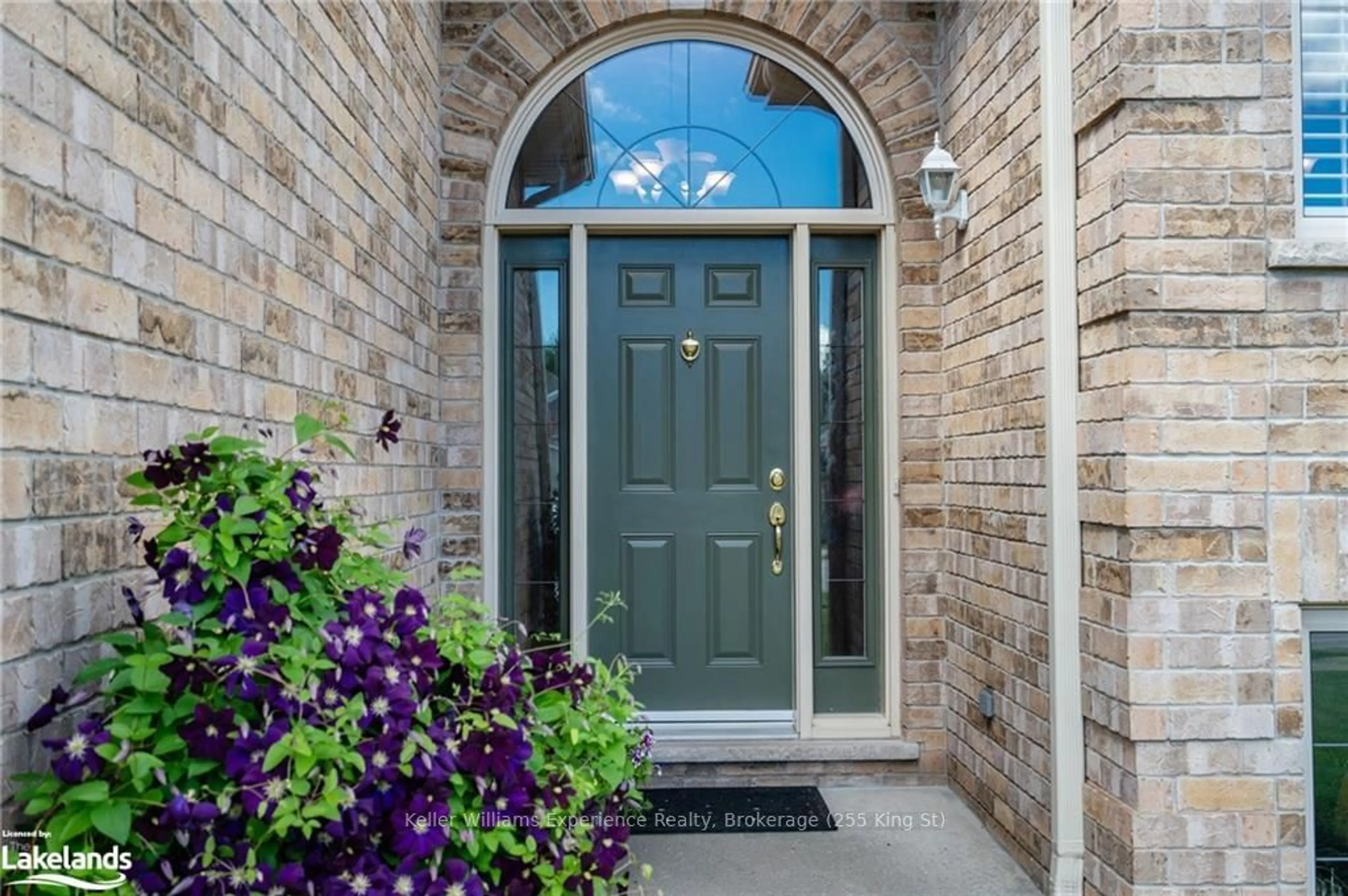 Indoor entryway, wood floors for 16 ST AMANT Rd, Penetanguishene Ontario L9M 0A1