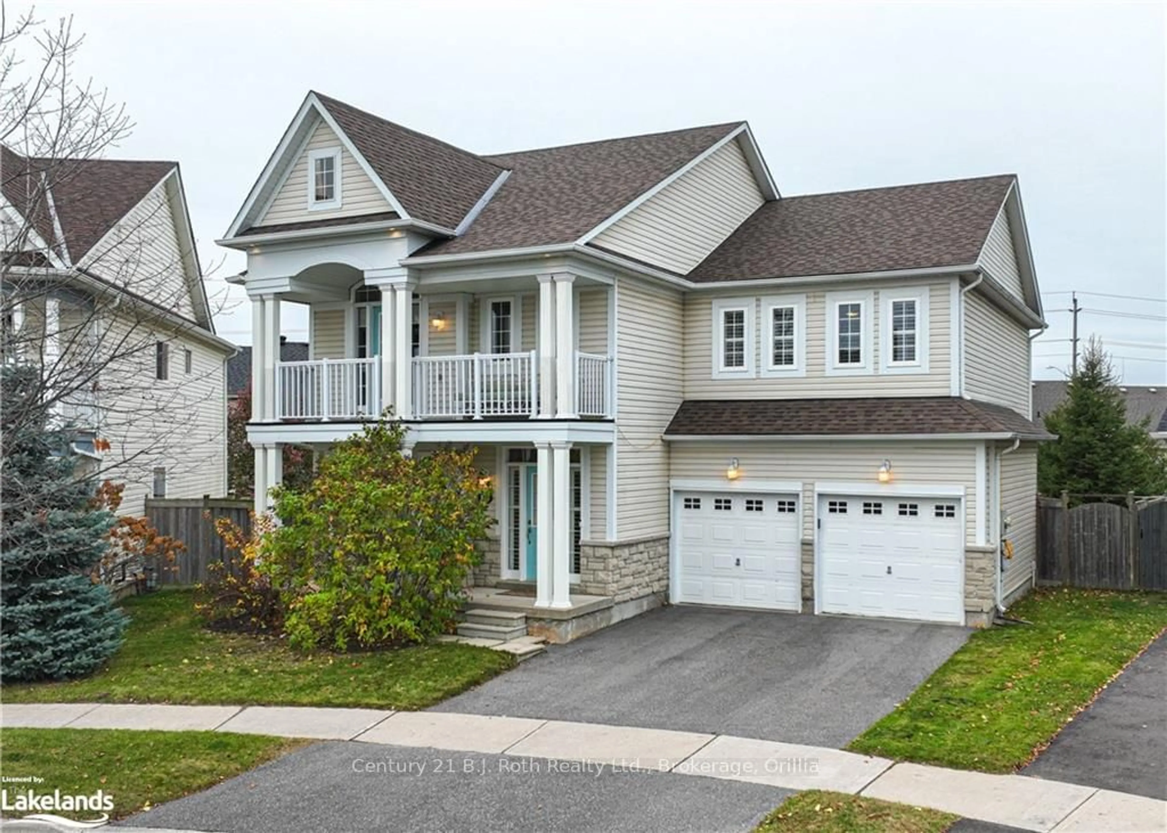 Frontside or backside of a home, cottage for 10 REGALIA Way, Barrie Ontario L4M 7H7