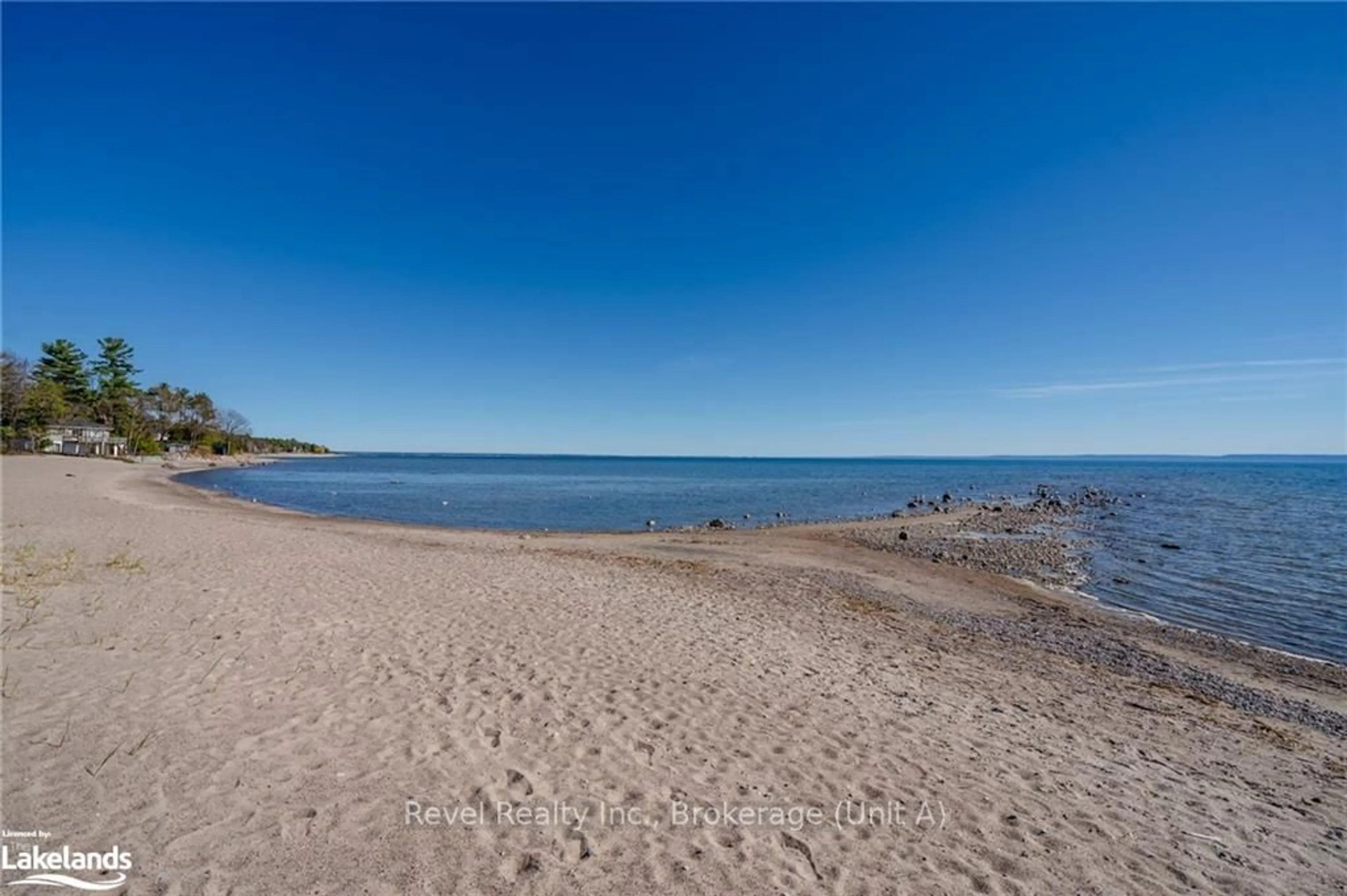 A pic from exterior of the house or condo, lake for 1336 TINY BEACHES Rd, Tiny Ontario L9M 0H3