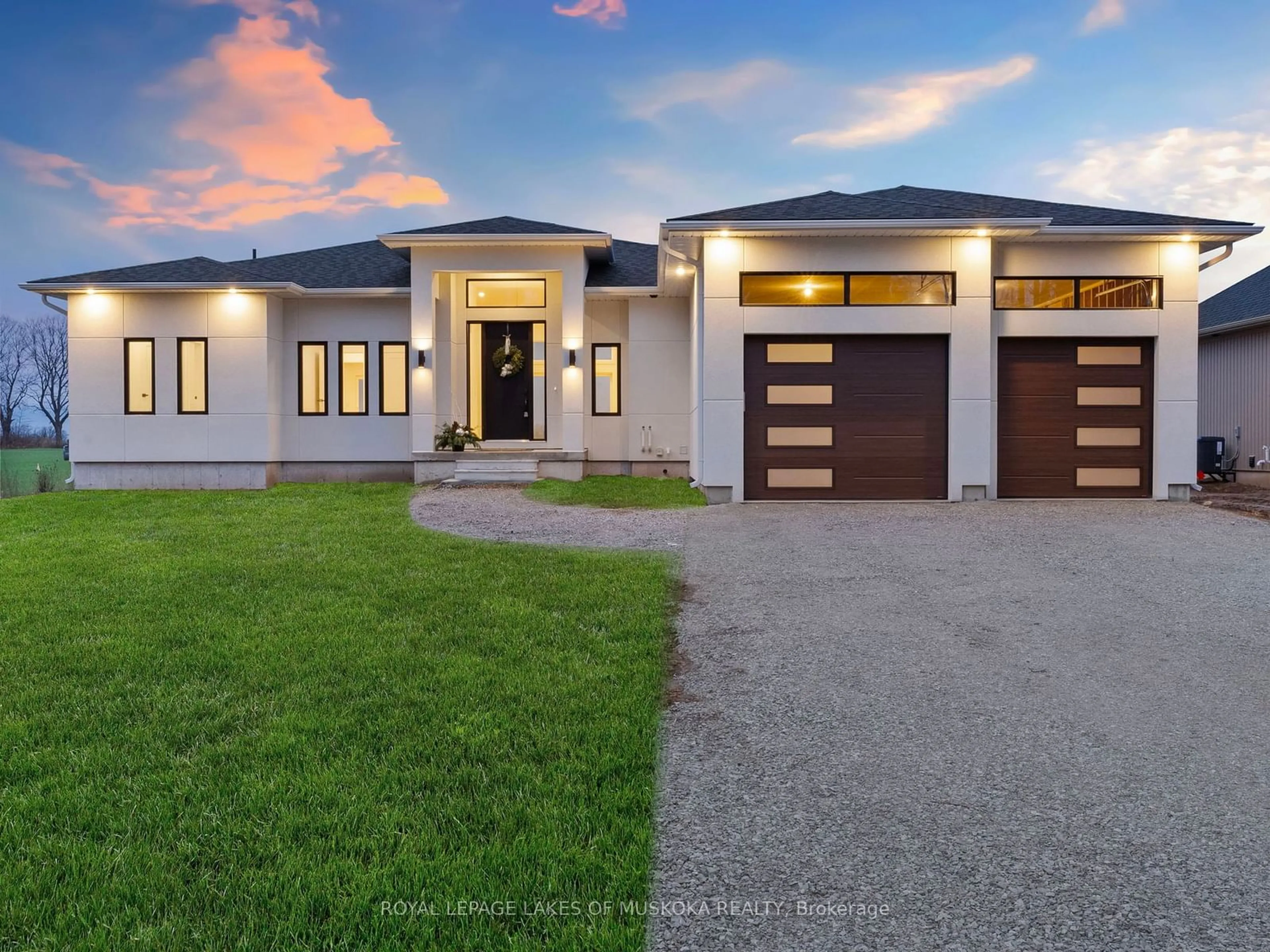 Frontside or backside of a home, the street view for 1778 Warminster Sdrd, Oro-Medonte Ontario L0K 1E0