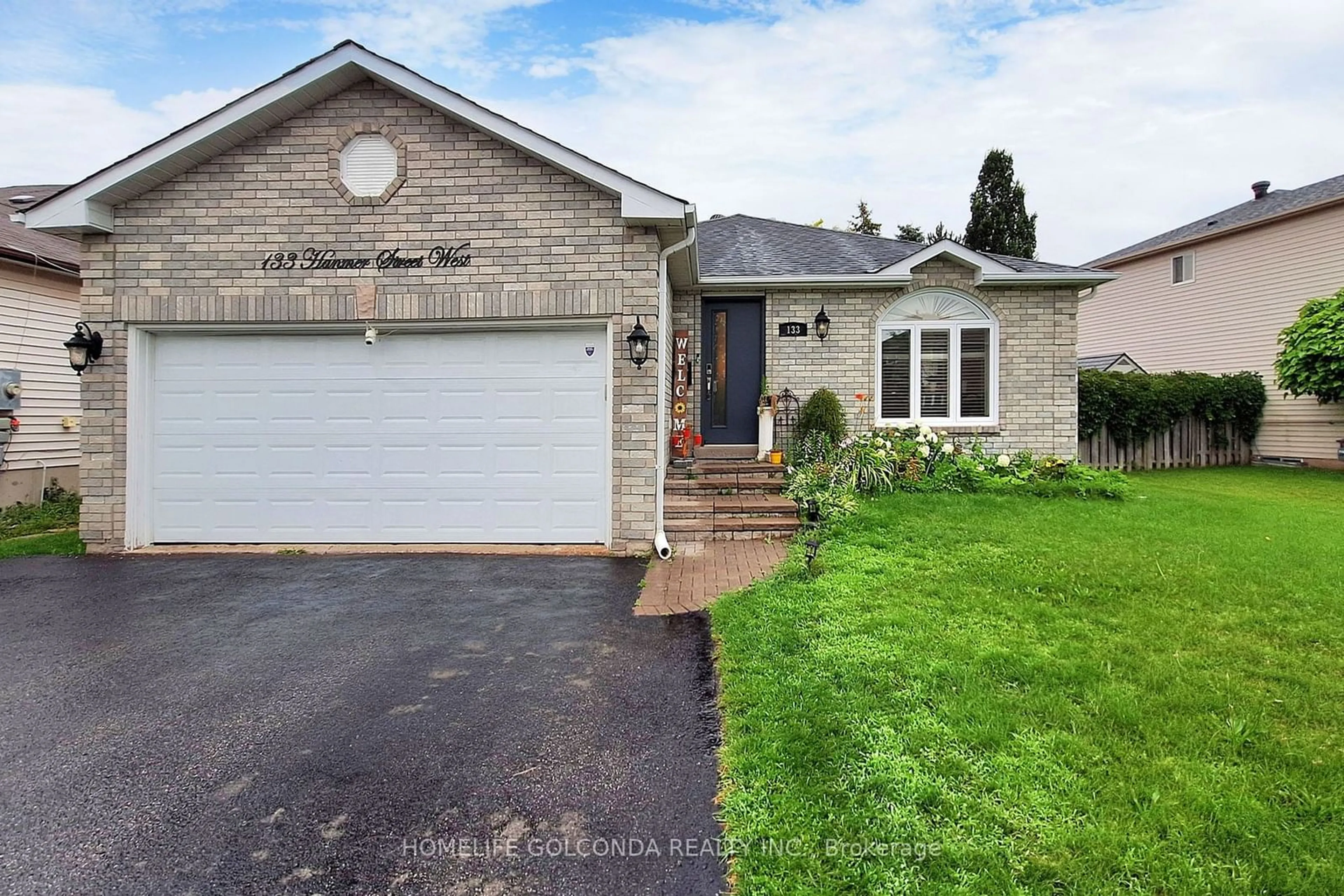 Frontside or backside of a home, cottage for 133 Hanmer St, Barrie Ontario L4N 7T3